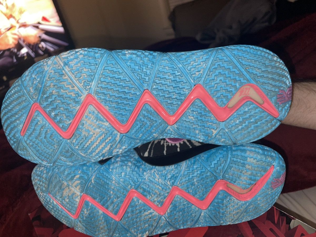 Nike Kyrie 4 All Star Size US 10 / EU 43 - 3 Thumbnail