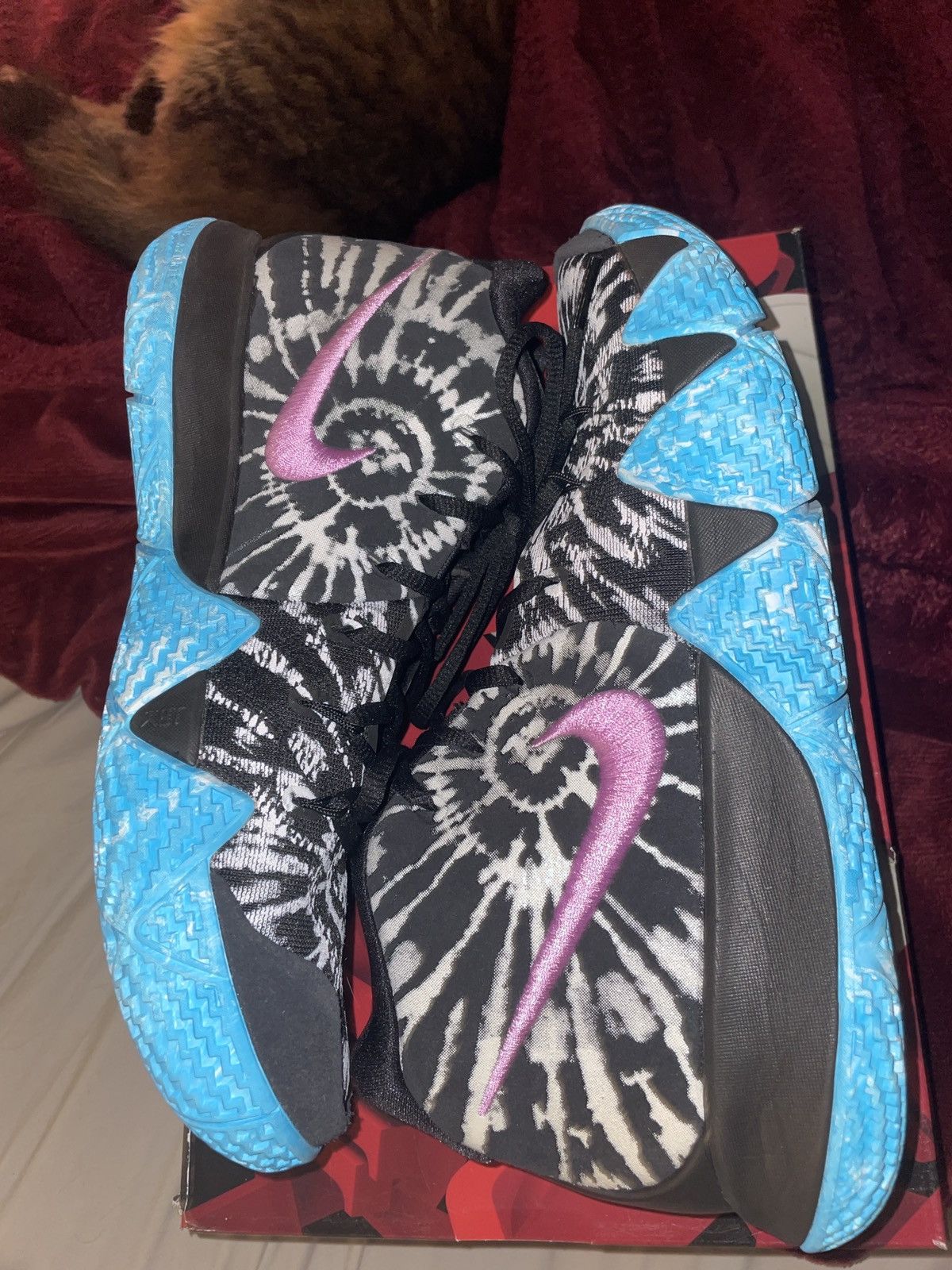 Nike Kyrie 4 All Star Size US 10 / EU 43 - 1 Thumbnail