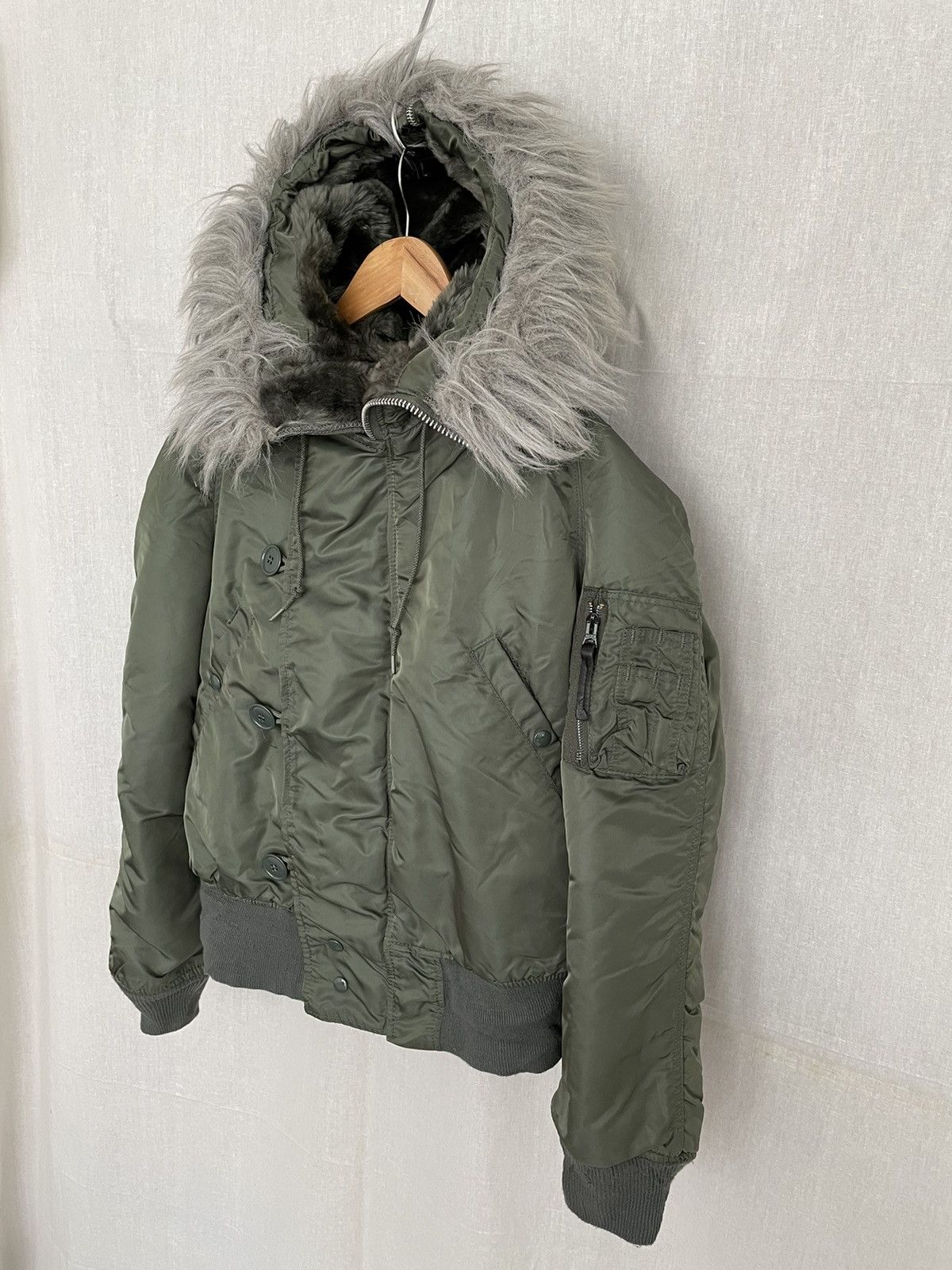 alpha × green label attached hood n2b S