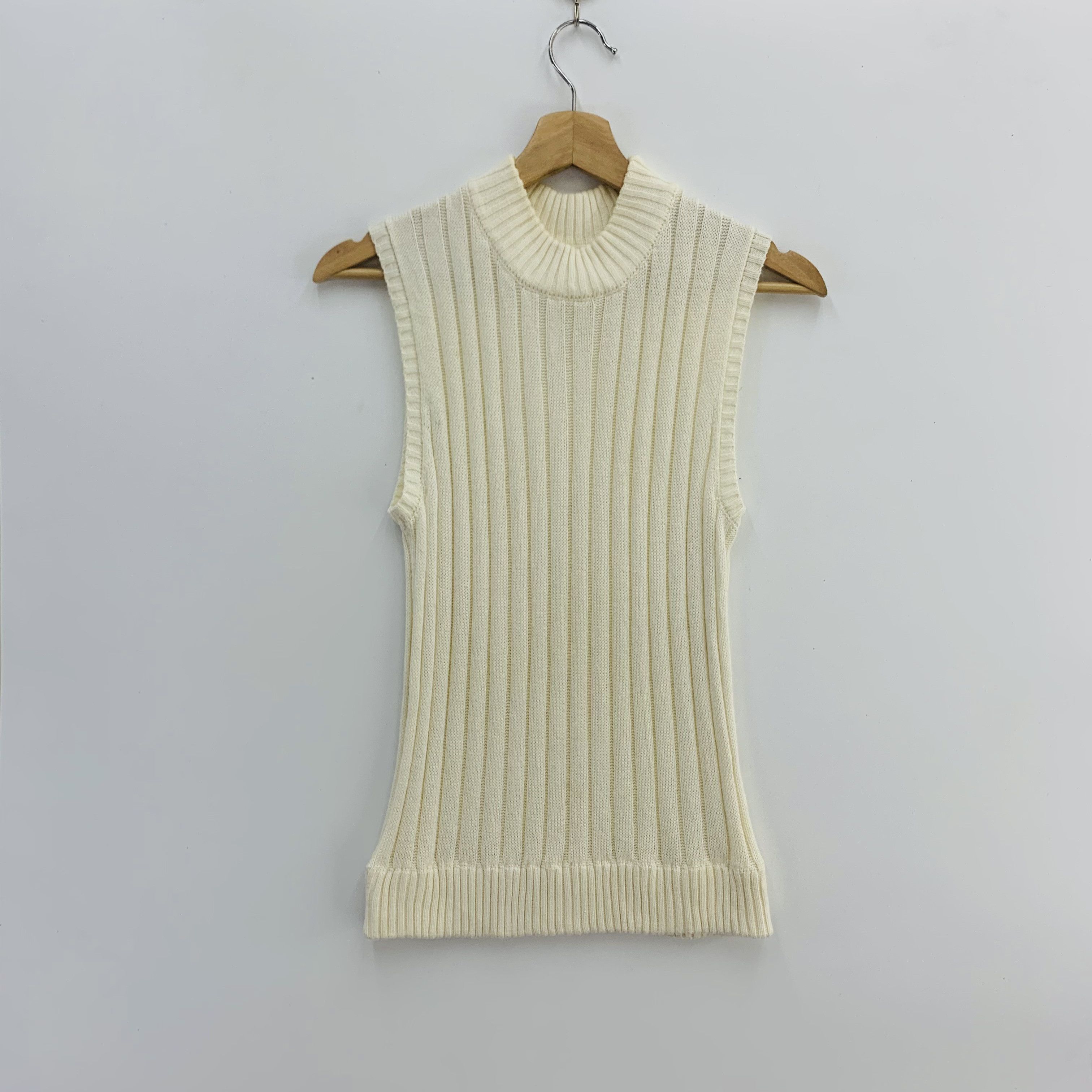 Homespun Knitwear × Japanese Brand × Vintage Retro Girl Sleeveless Shirt Knitted Size M / US 6-8 / IT 42-44 - 1 Thumbnail