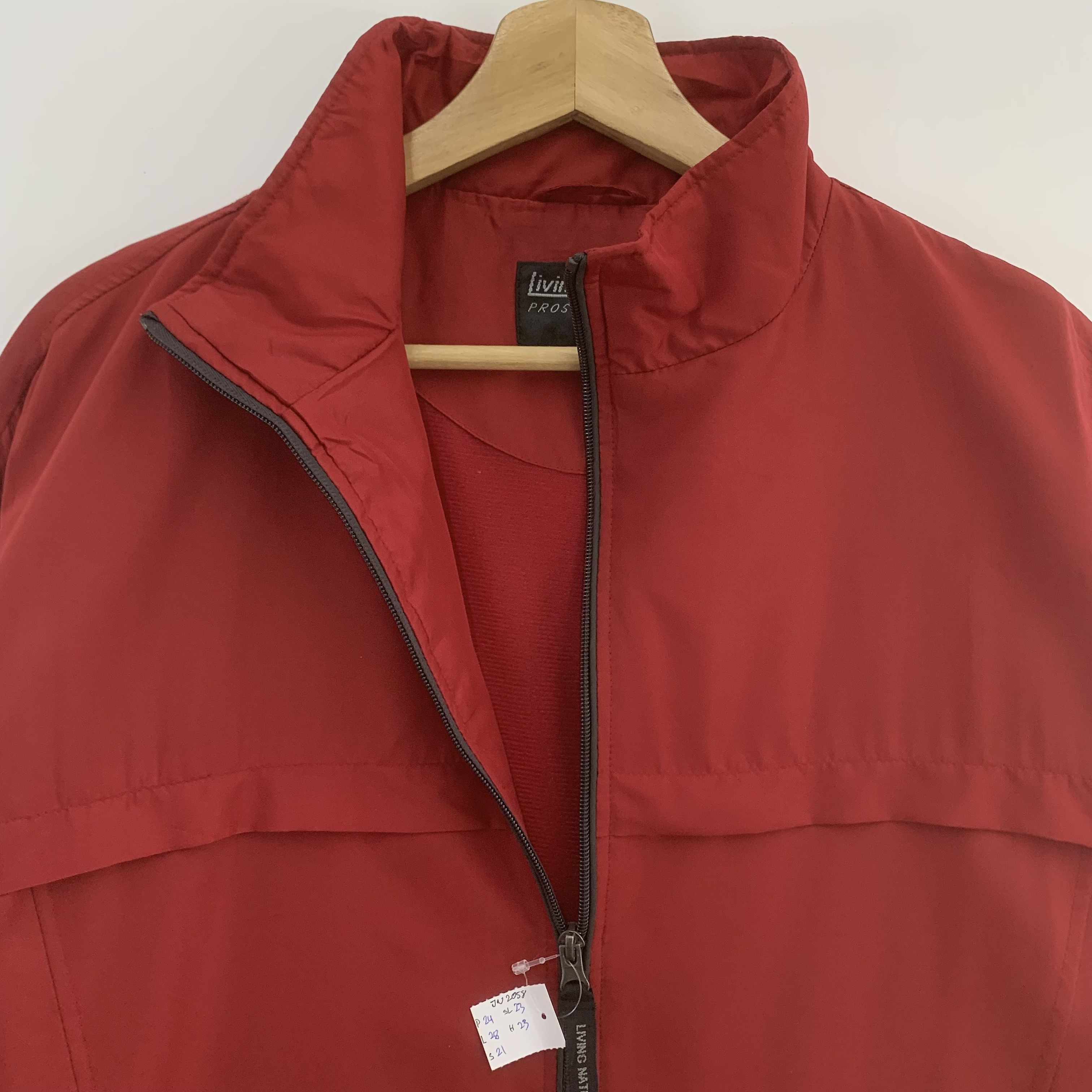 Japanese Brand × Vintage Vintage Living Nature Jacket Red Windbreaker Size US L / EU 52-54 / 3 - 6 Thumbnail