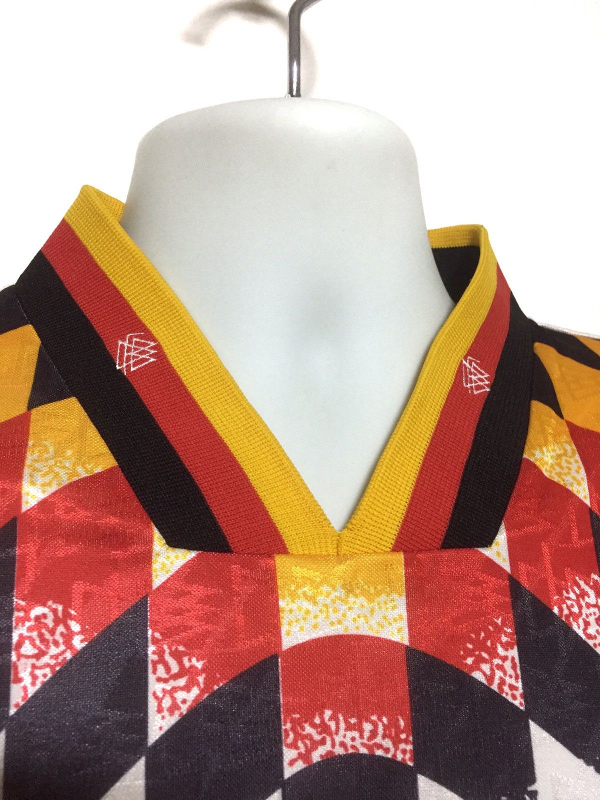 Vintage True Vintage Adidas Germany 1994 Home Football Jersey Size US L / EU 52-54 / 3 - 5 Thumbnail