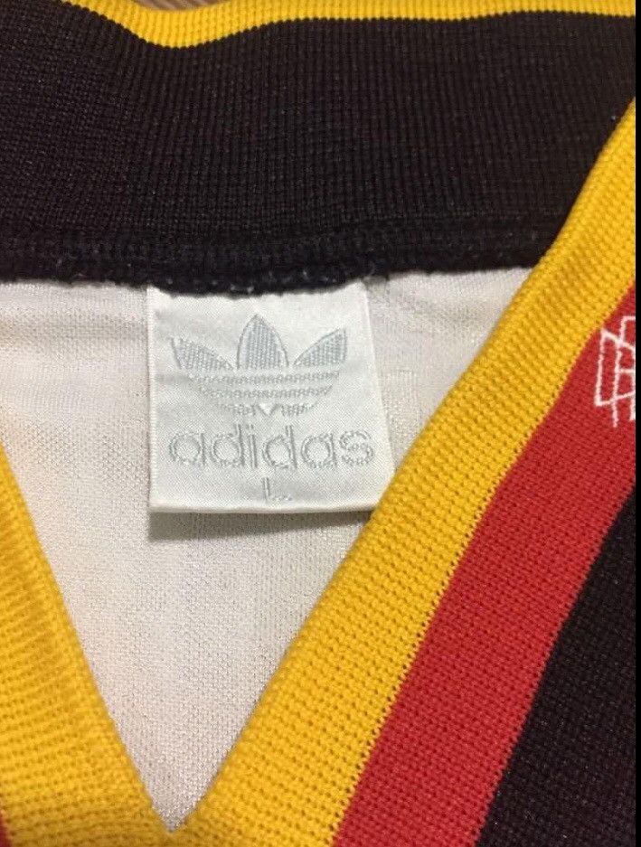 Vintage True Vintage Adidas Germany 1994 Home Football Jersey Size US L / EU 52-54 / 3 - 9 Thumbnail