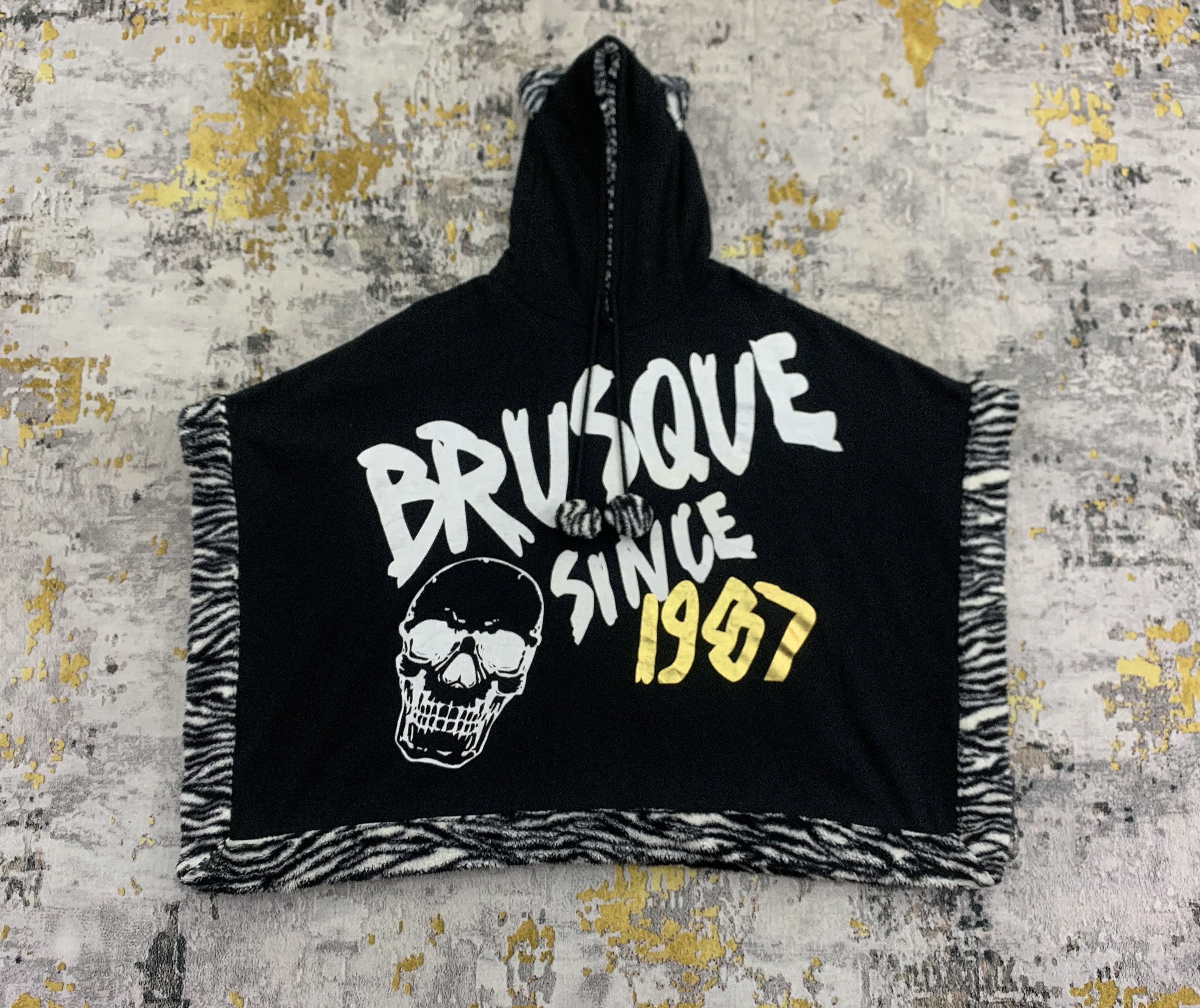 Japanese Brand Brusque Skull Shirts Poncho Cape Hoodie Pullover Cloak Size US M / EU 48-50 / 2 - 1 Thumbnail