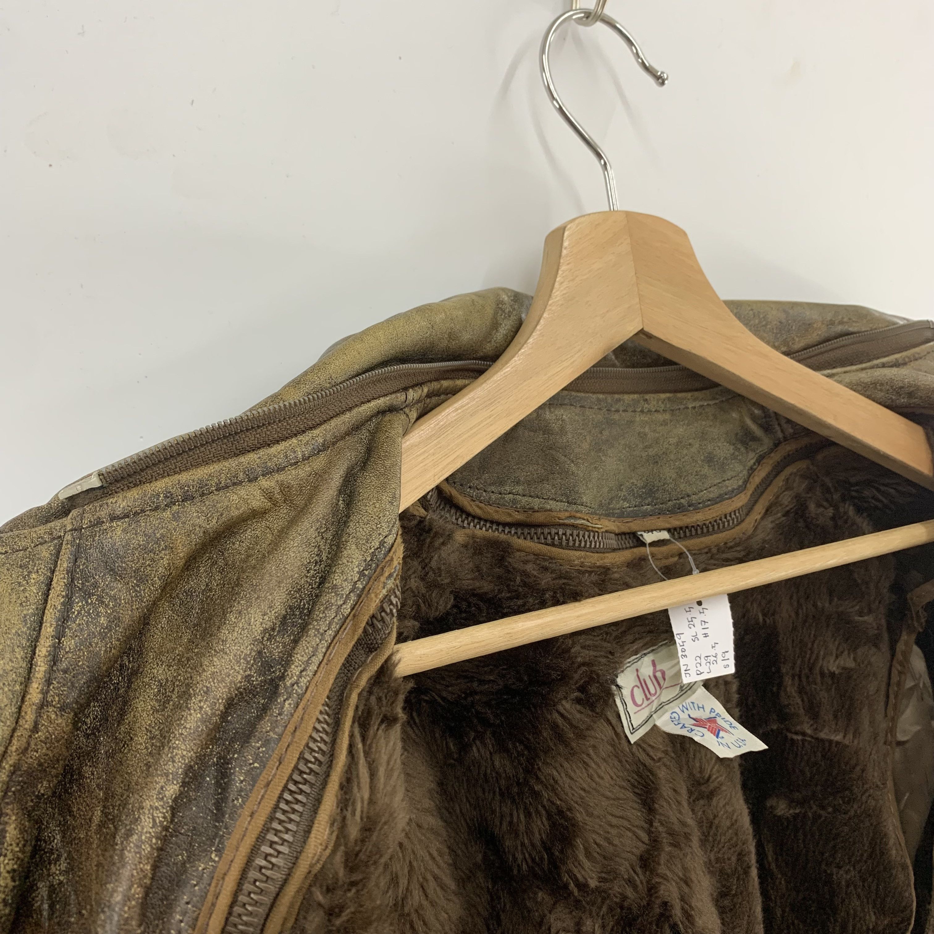 Brooks × Genuine Leather Vintage 80s Brooks Leather Jacket Fur Interior Size US S / EU 44-46 / 1 - 6 Thumbnail