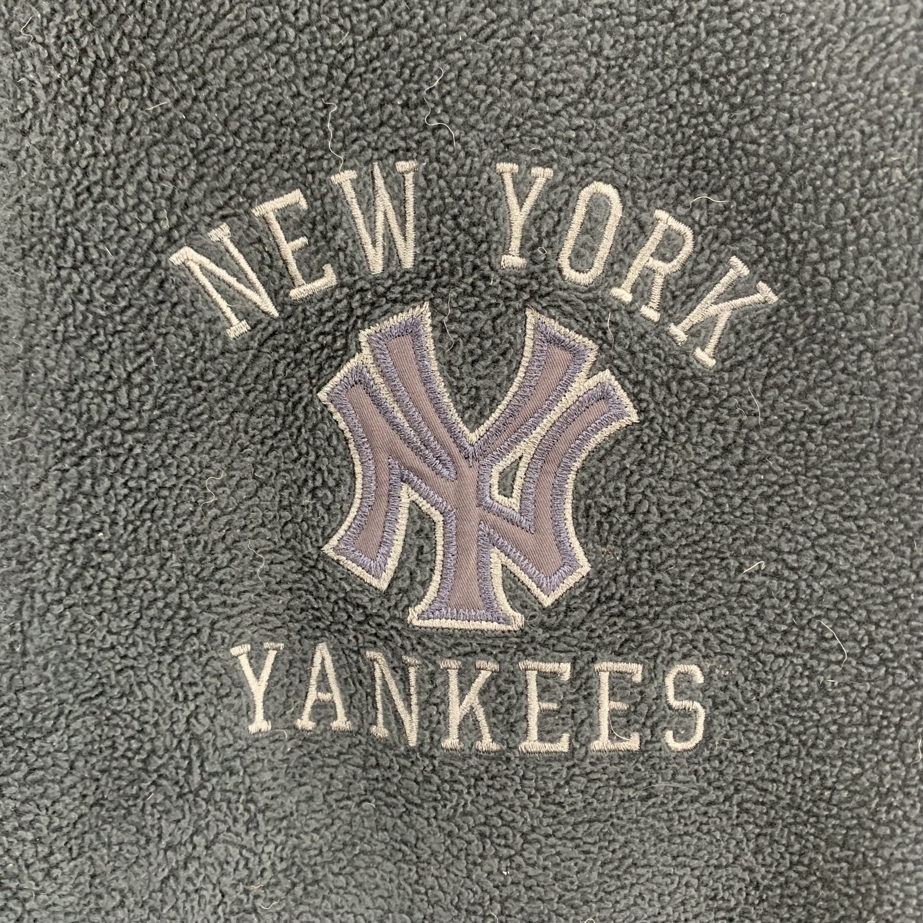 New York Yankees × Uniqlo Uniqlo x New York Yankees Sweatshirts Half Zipper Size US L / EU 52-54 / 3 - 6 Thumbnail