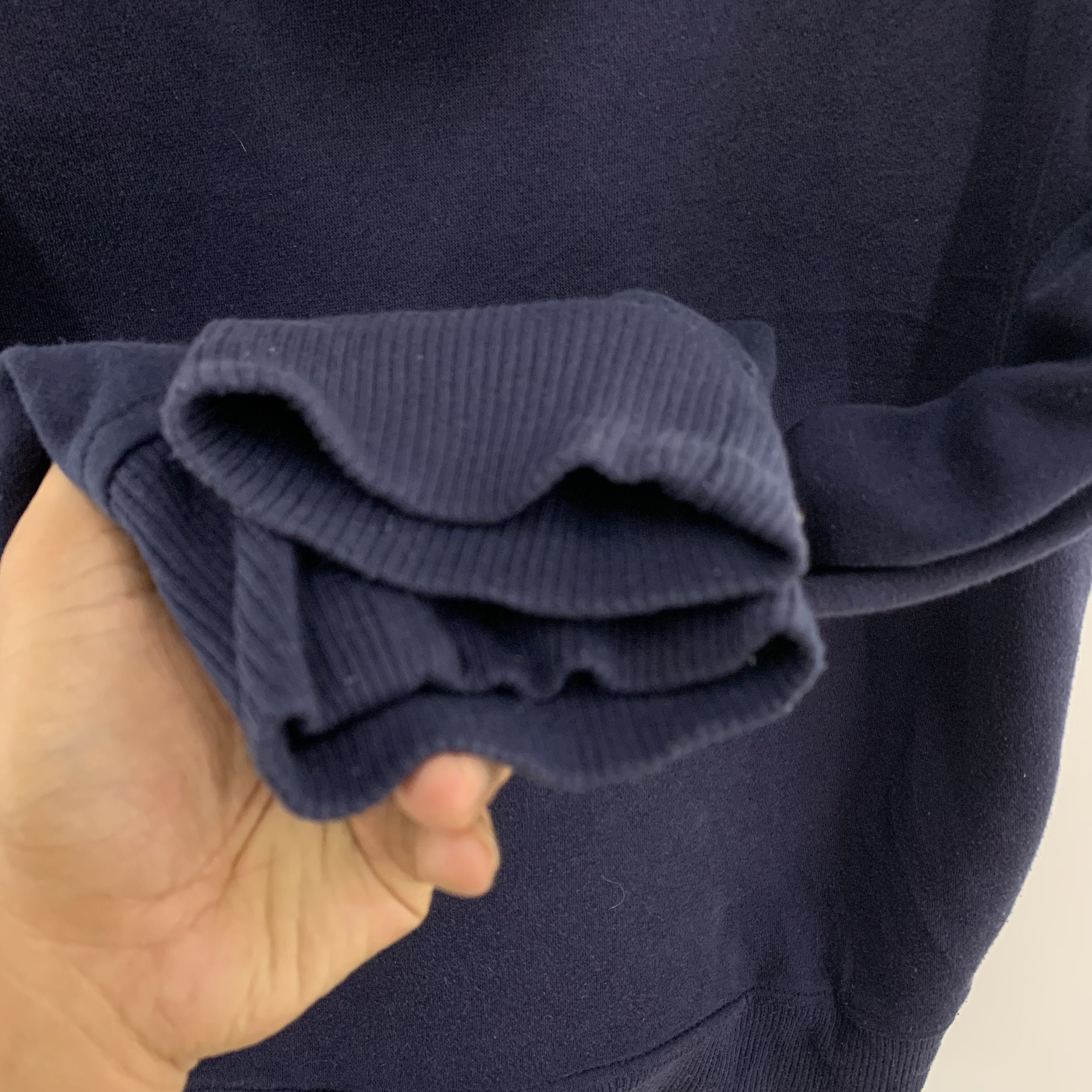 Gap Vintage Gap Sweatshirt Big Logo Size US M / EU 48-50 / 2 - 8 Thumbnail