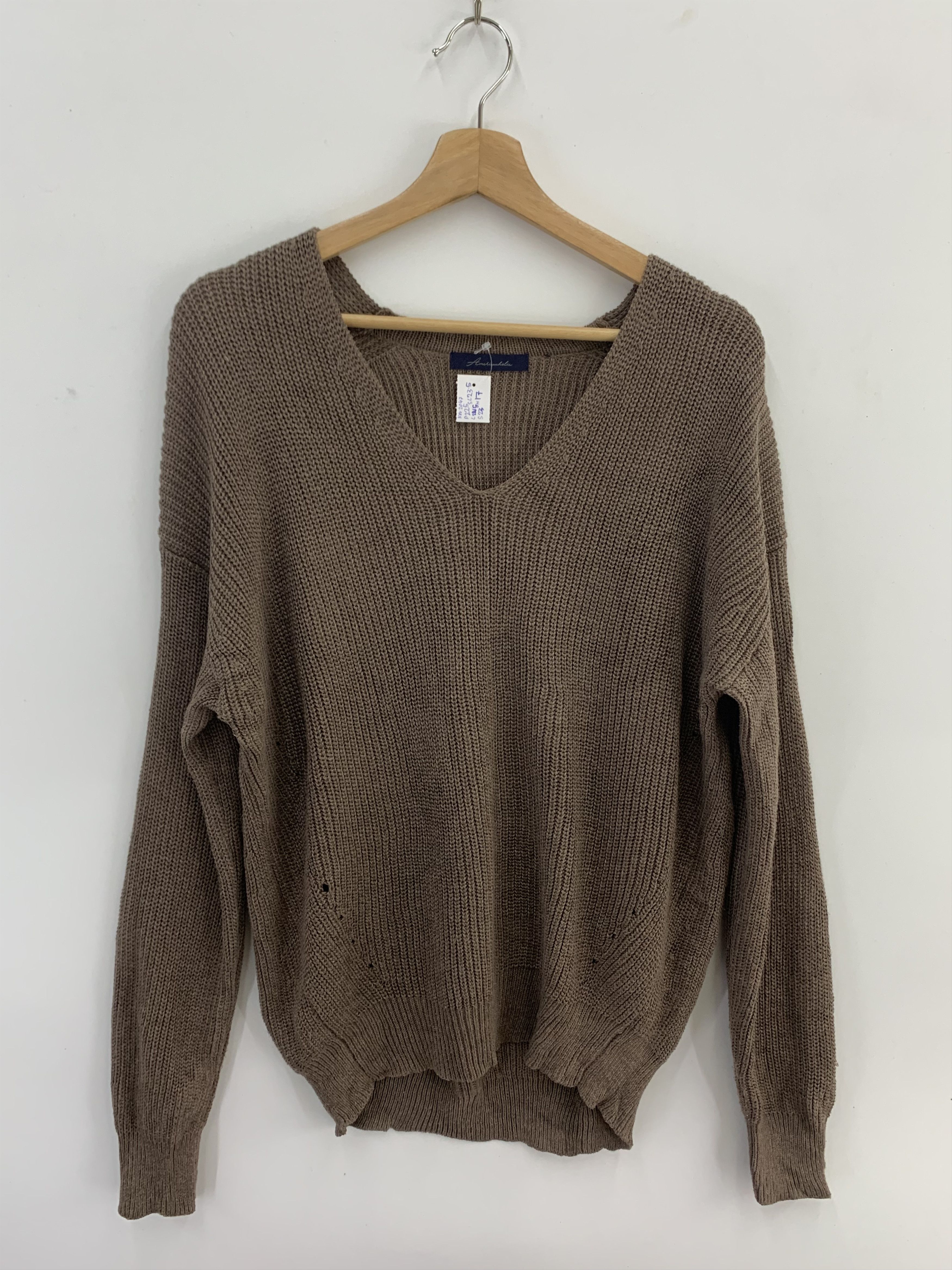 Japanese Brand American Holic Wool Knit Sweater V Neck Size US L / EU 52-54 / 3 - 1 Thumbnail
