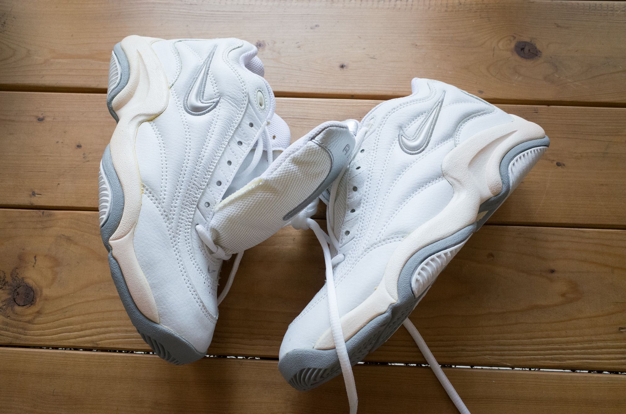 Vintage Deadstock Nike Air HOPS 90's Size Us