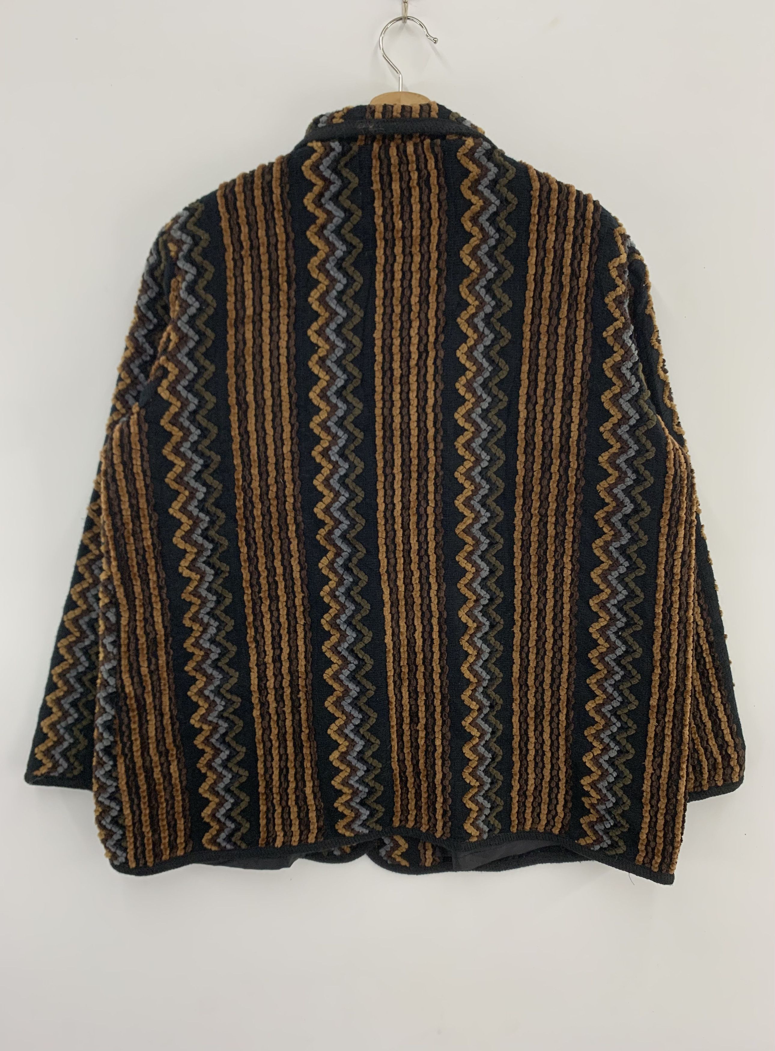 Japanese Brand Stripe Zig Zag Jacket Nice Design Size US L / EU 52-54 / 3 - 3 Thumbnail