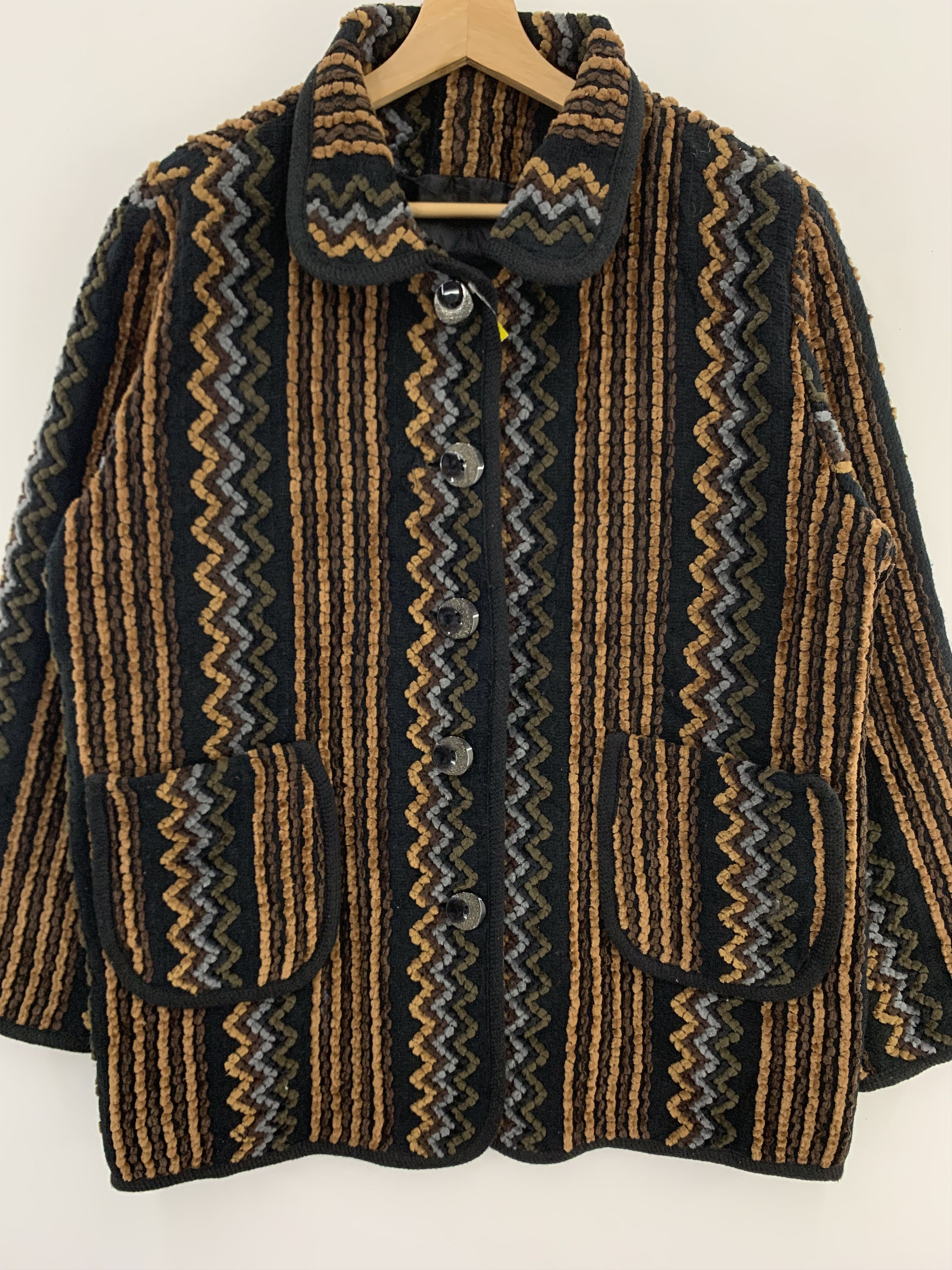 Japanese Brand Stripe Zig Zag Jacket Nice Design Size US L / EU 52-54 / 3 - 2 Thumbnail