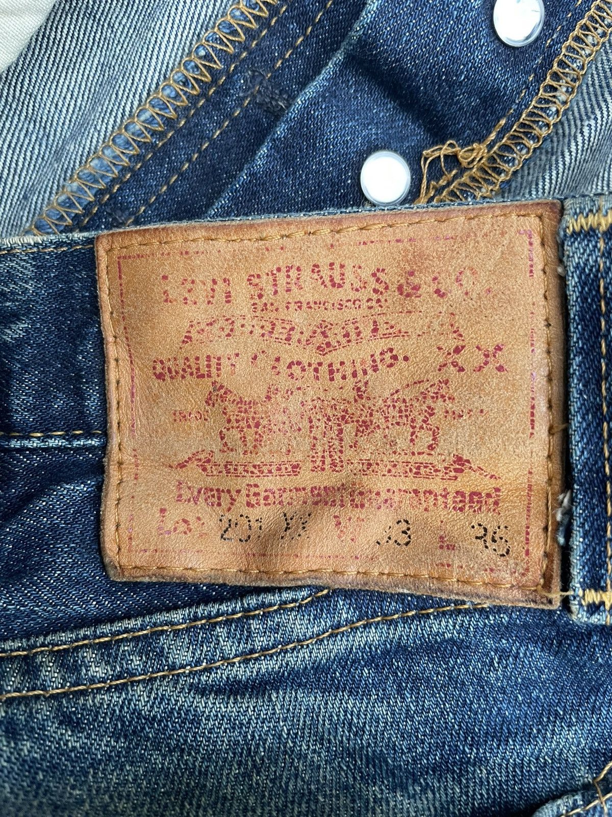 Levi's Vintage 1998 Levis Lot 201XX E Selvedge Distresed Size US 31 - 15 Thumbnail