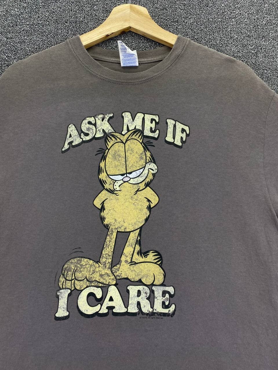 Cartoon Network Vintage Garfield Ask Me If I Care Tee Brown Tee T Shirts Size US M / EU 48-50 / 2 - 4 Thumbnail