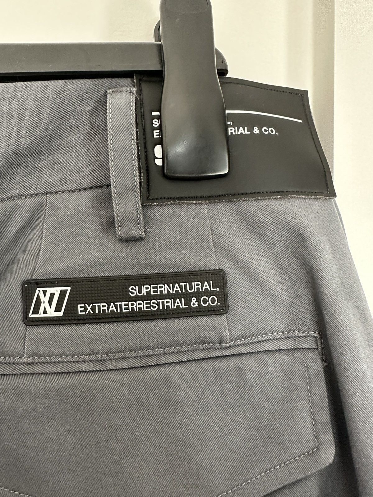 Xander Zhou Xander Zhou double colour chino with detachable black panel Size US 34 / EU 50 - 6 Thumbnail