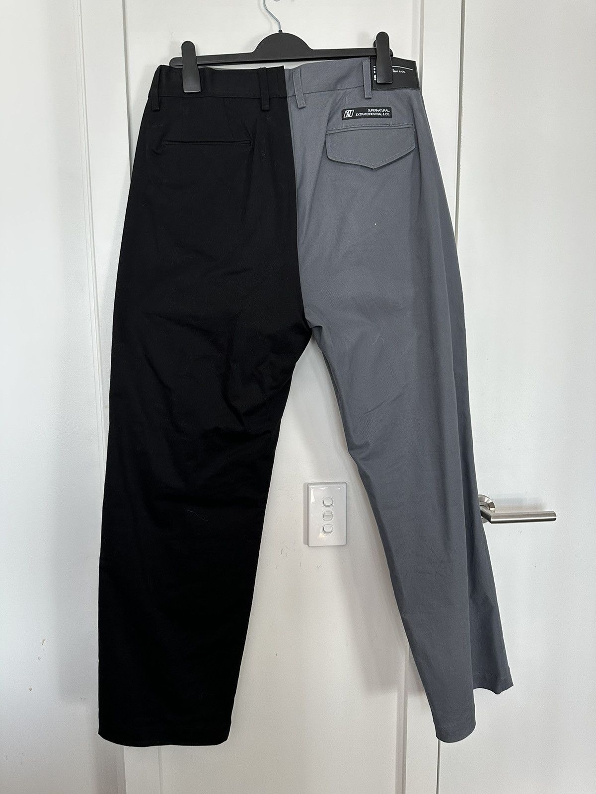 Xander Zhou Xander Zhou double colour chino with detachable black panel Size US 34 / EU 50 - 4 Thumbnail