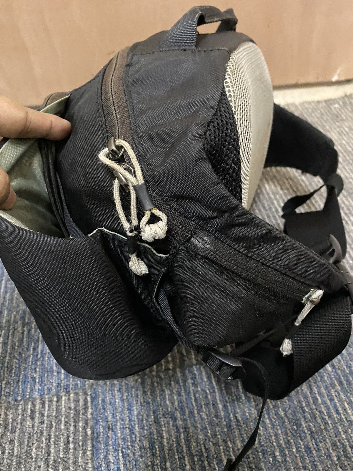 Marmot MARMOT Padded Hiking Waist Pouchbag Large Made Philippines Size ONE SIZE - 7 Thumbnail