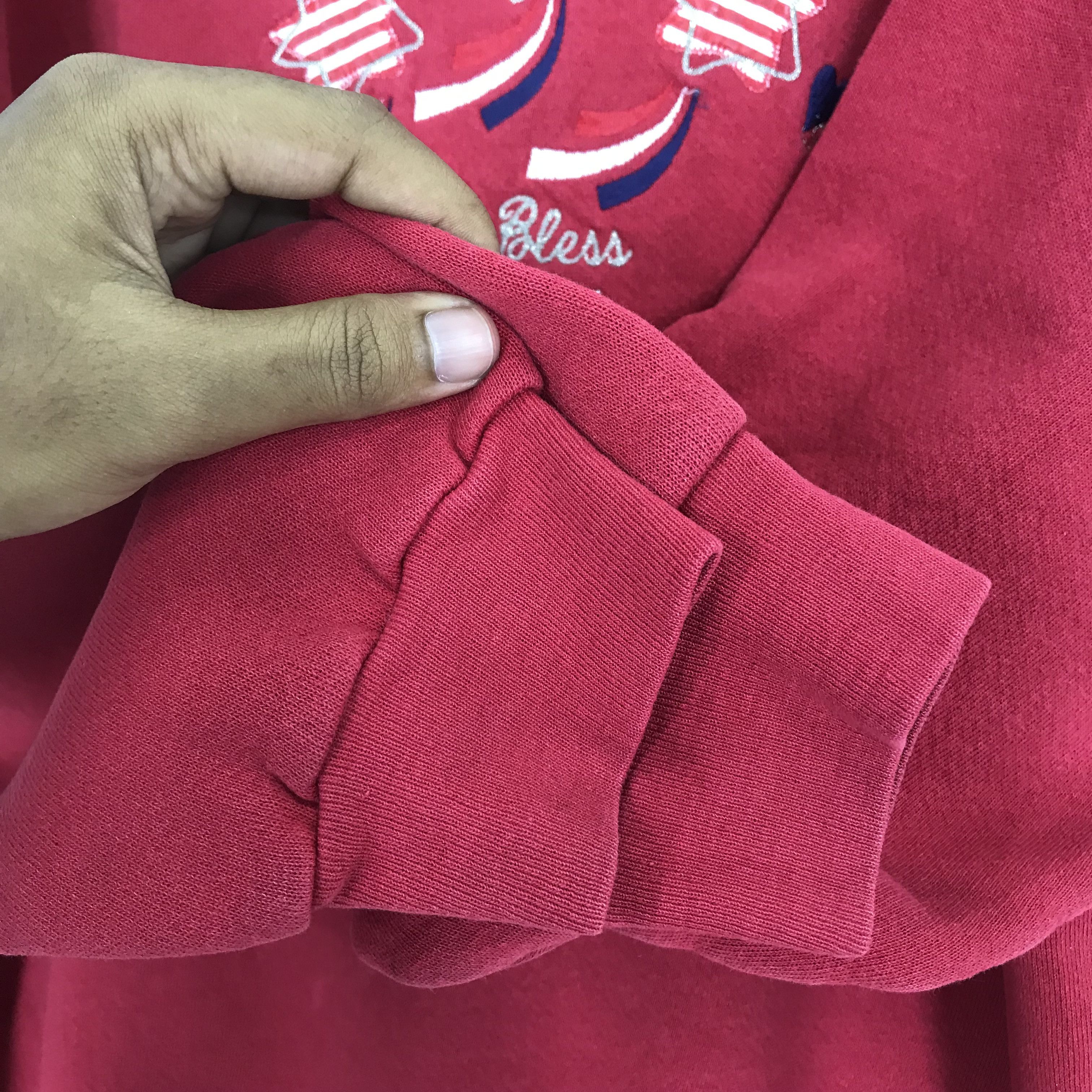 Vintage Vintage Plain Embroidery Graphic Sweatshirt Red Crewneck Size US XL / EU 56 / 4 - 5 Thumbnail