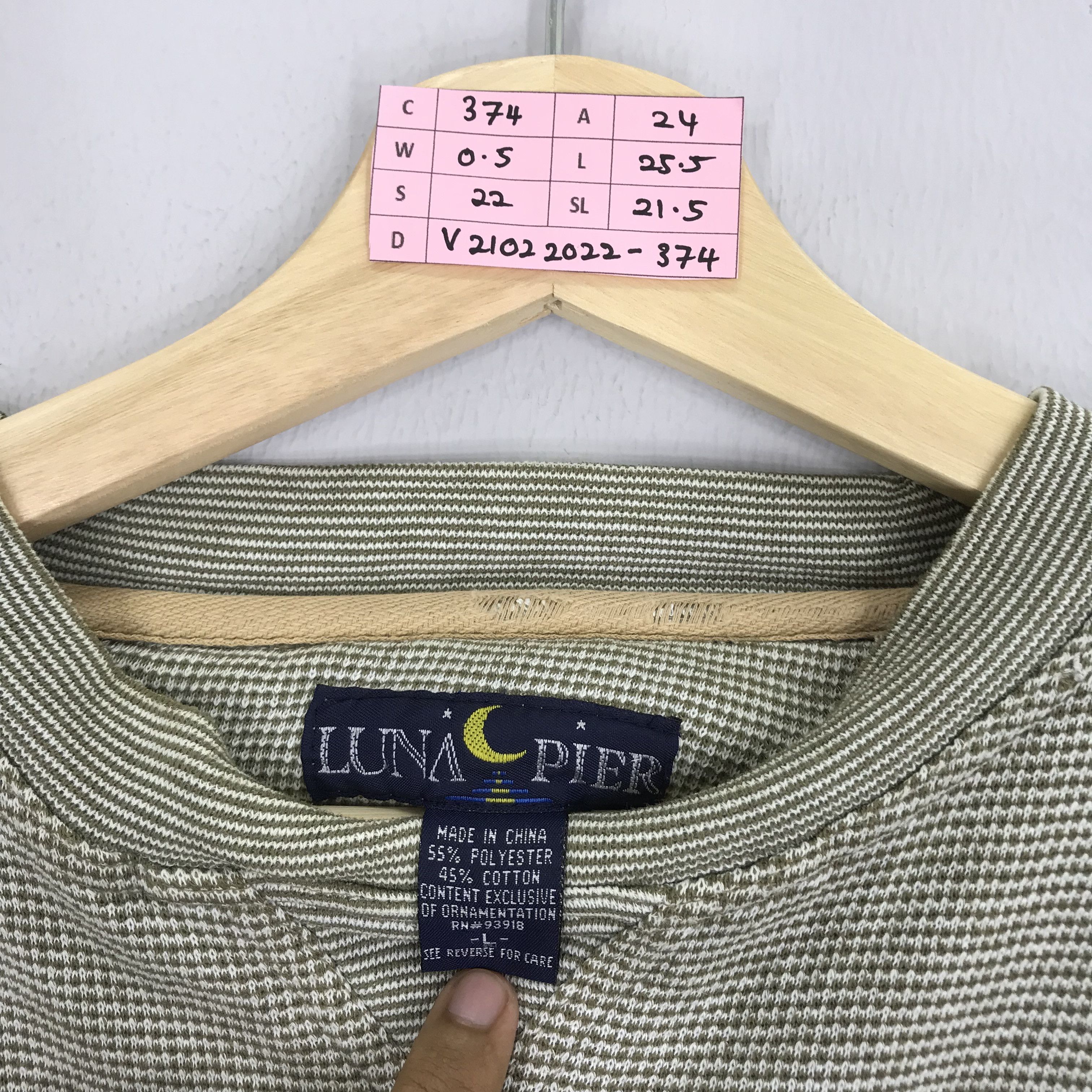 OVER THE STRiPES Vintage Luna Pier Stripes Sweatshirt Luna Pier Streetwear Size US L / EU 52-54 / 3 - 6 Thumbnail