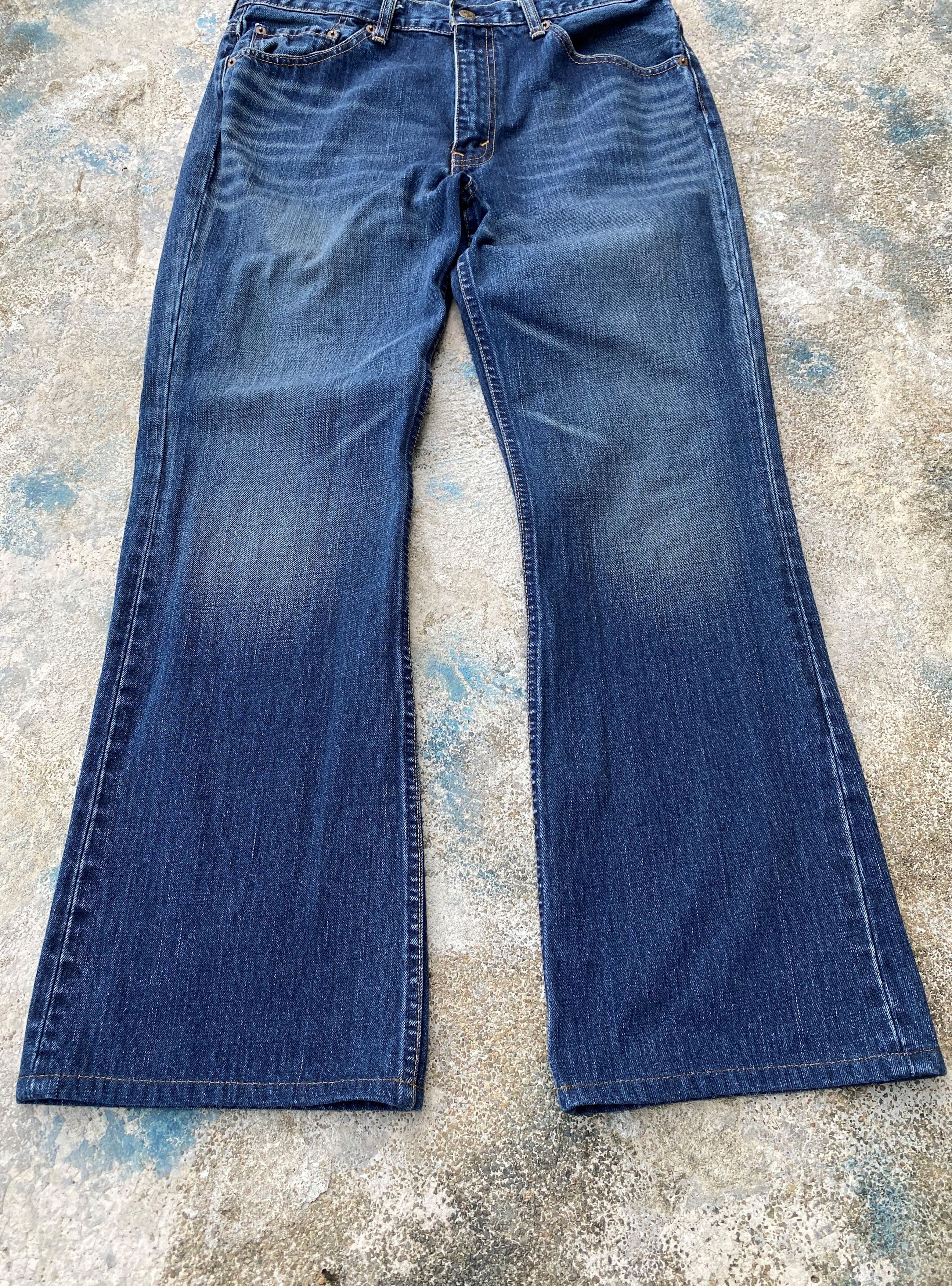 Levi's × Vintage Vintage Levi's 517 Flare Bootcut Whisker Blue Washed Denim Size US 33 - 3 Thumbnail
