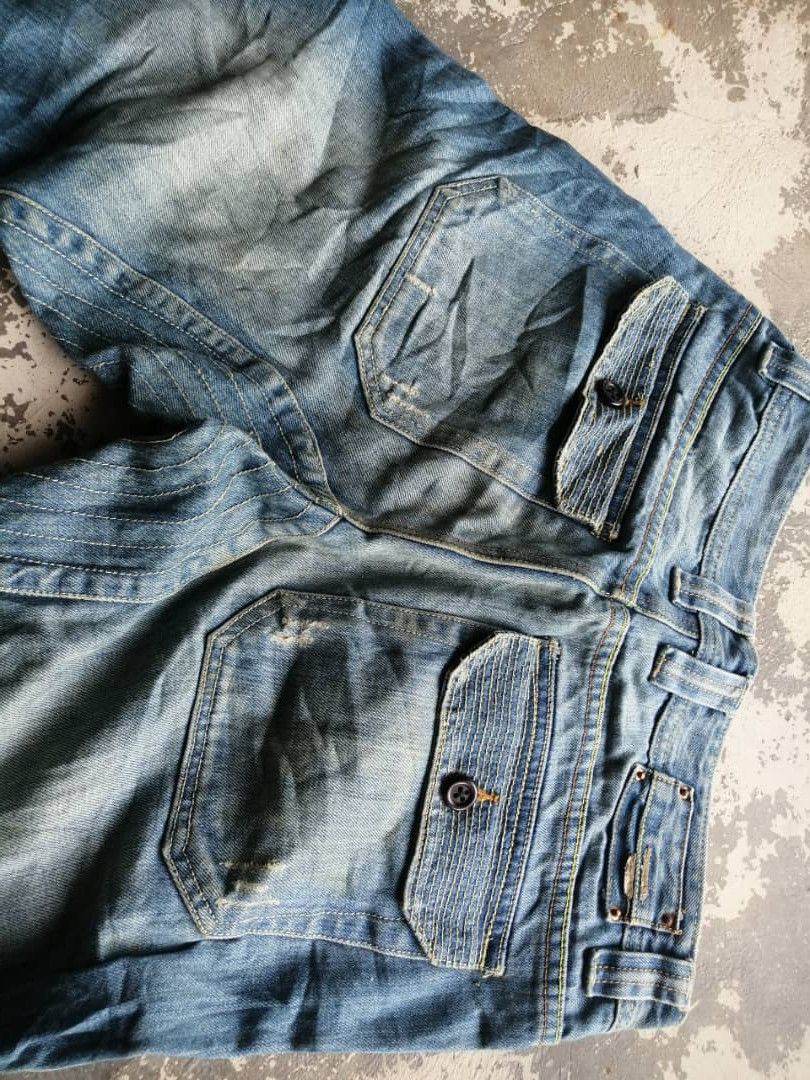 Diesel × Vintage Rusty Distress Diesel Multi Pocket Jeans Size US 30 / EU 46 - 15 Thumbnail