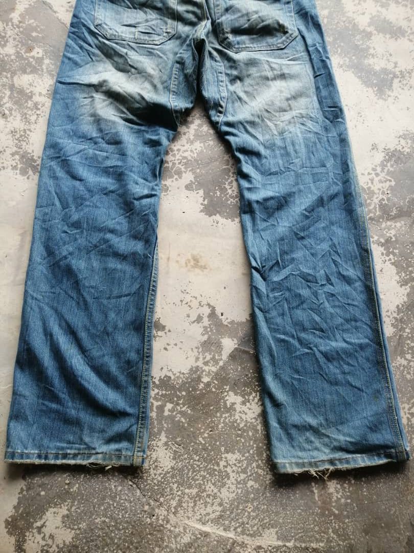 Diesel × Vintage Rusty Distress Diesel Multi Pocket Jeans Size US 30 / EU 46 - 13 Thumbnail