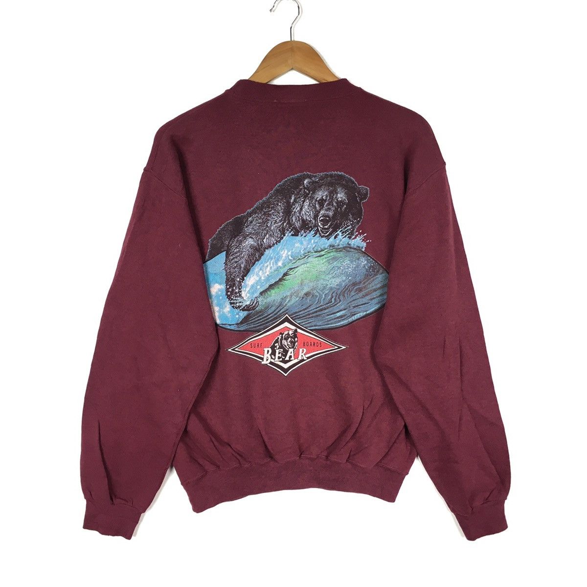 Vintage Vintage BEAR SURF BOARD Surfing Beach Skate Red Sweatshirt Size US M / EU 48-50 / 2 - 4 Thumbnail