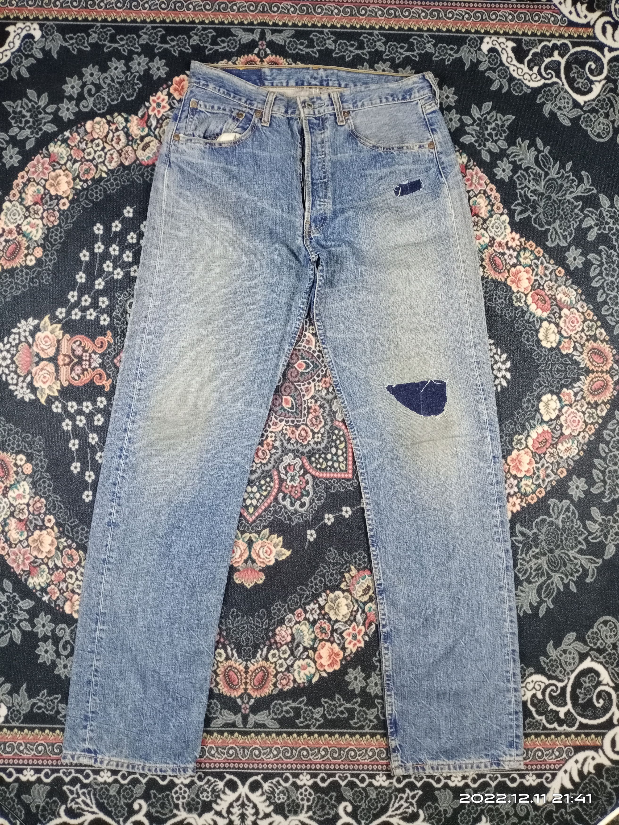 Levi's 💥RARE💥Levis 501 Medium Blue Wash Repaired Denim Jeans Size US 30 / EU 46 - 1 Thumbnail