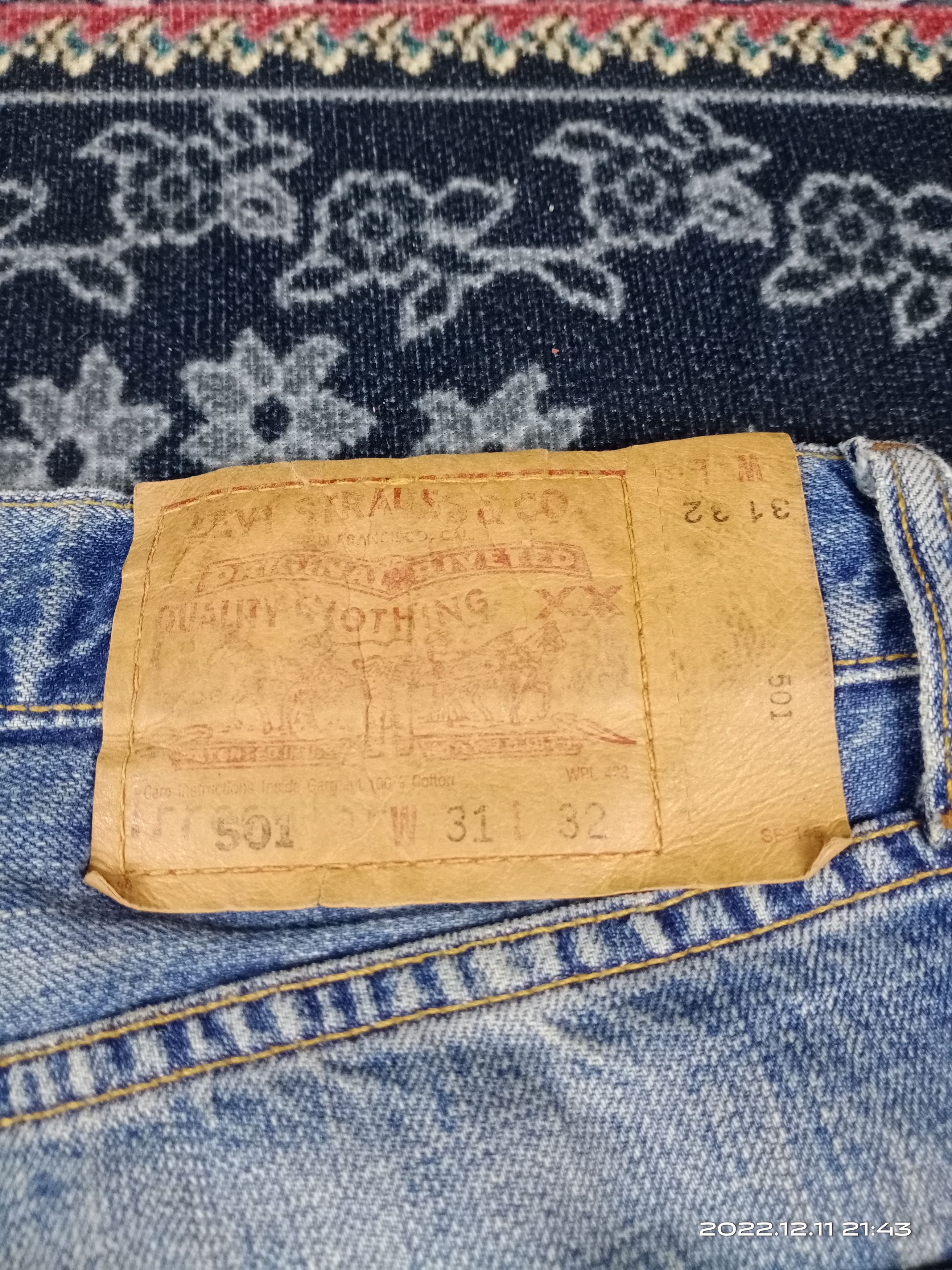 Levi's 💥RARE💥Levis 501 Medium Blue Wash Repaired Denim Jeans Size US 30 / EU 46 - 9 Thumbnail