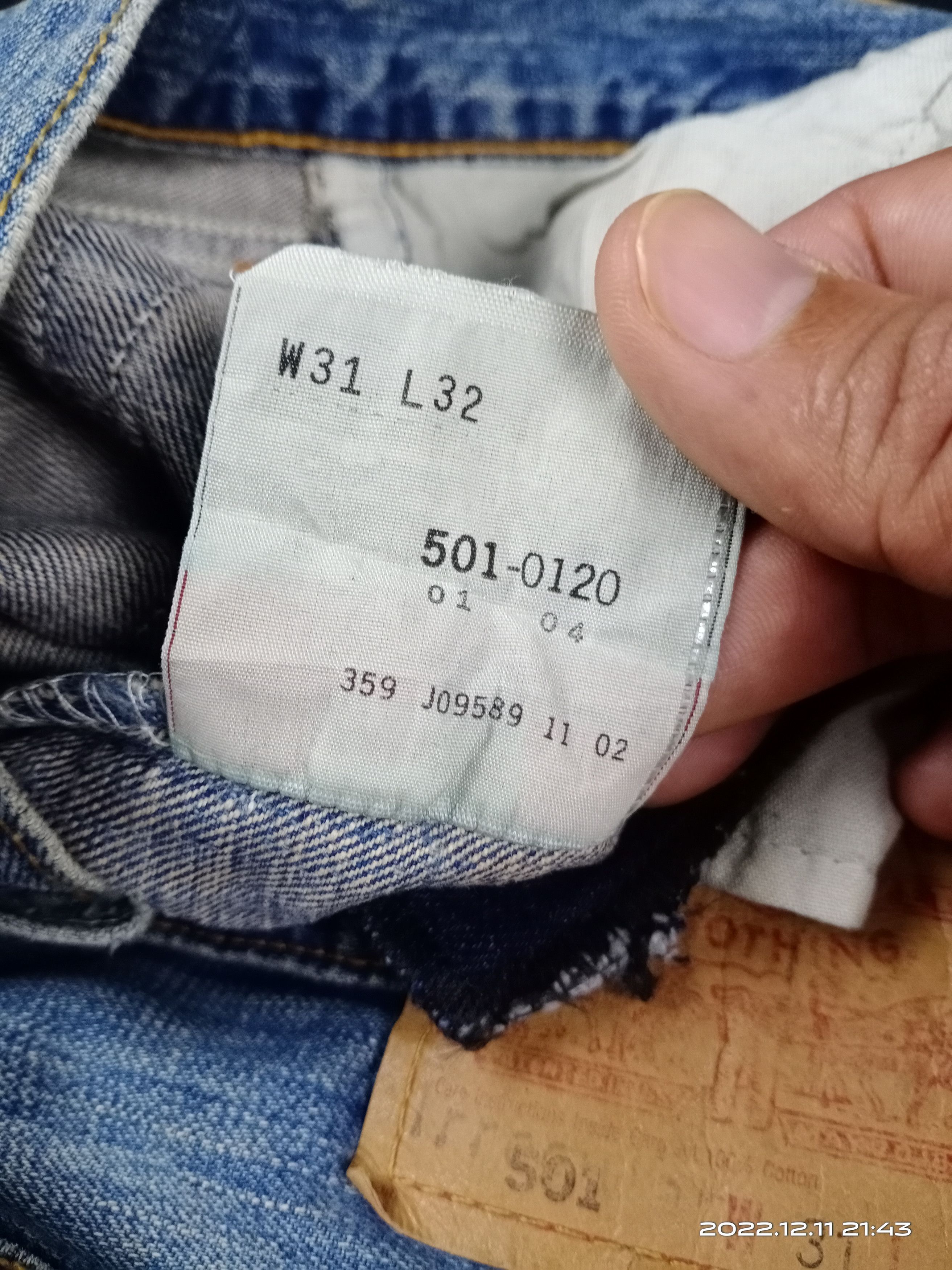 Levi's 💥RARE💥Levis 501 Medium Blue Wash Repaired Denim Jeans Size US 30 / EU 46 - 13 Thumbnail