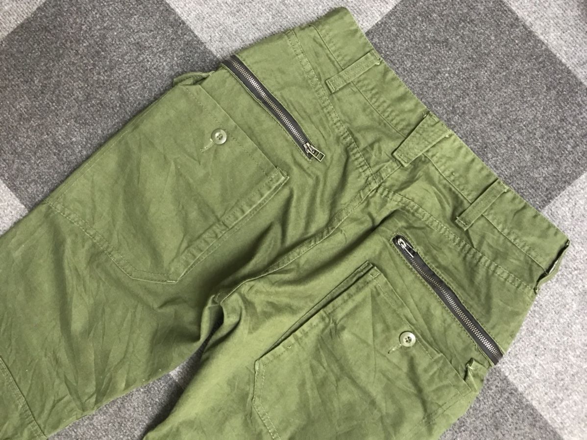 Japanese Brand Rare ALPHA CROUGE Japan Double Gardener Pockets Cargo Pant Size US 31 - 12 Thumbnail