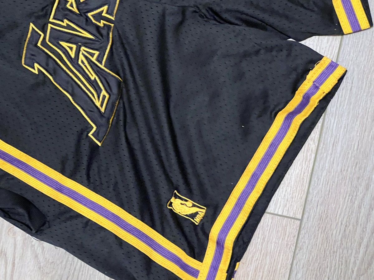 Just Don × NBA Just Don NBA Los Angeles Lakers Black Basketball Shorts Size US 32 / EU 48 - 2 Thumbnail
