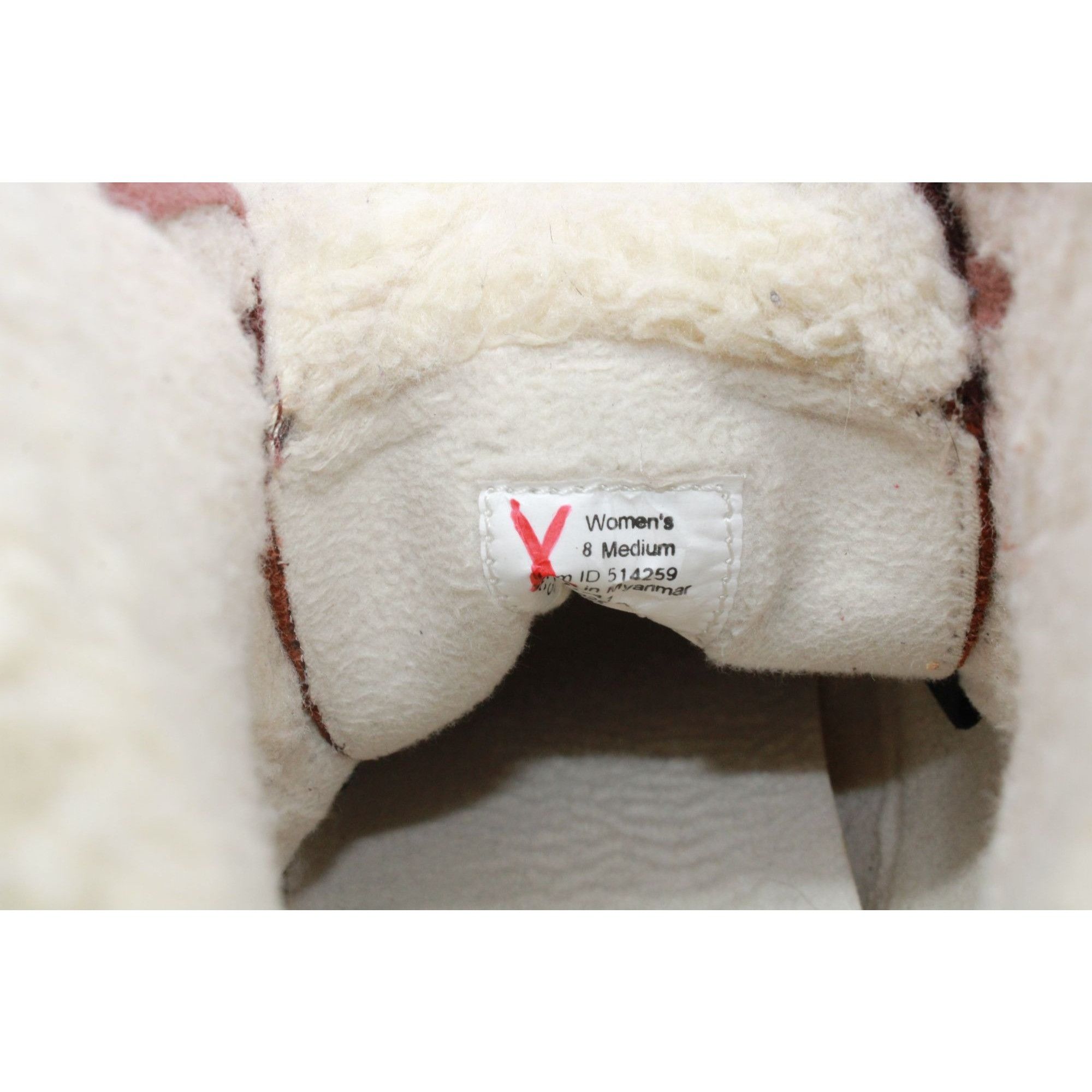 L.L. Bean LL Bean Womens Leather Vibram Sole Fleece Lined Winter Boots Size US 8 / IT 38 - 8 Thumbnail