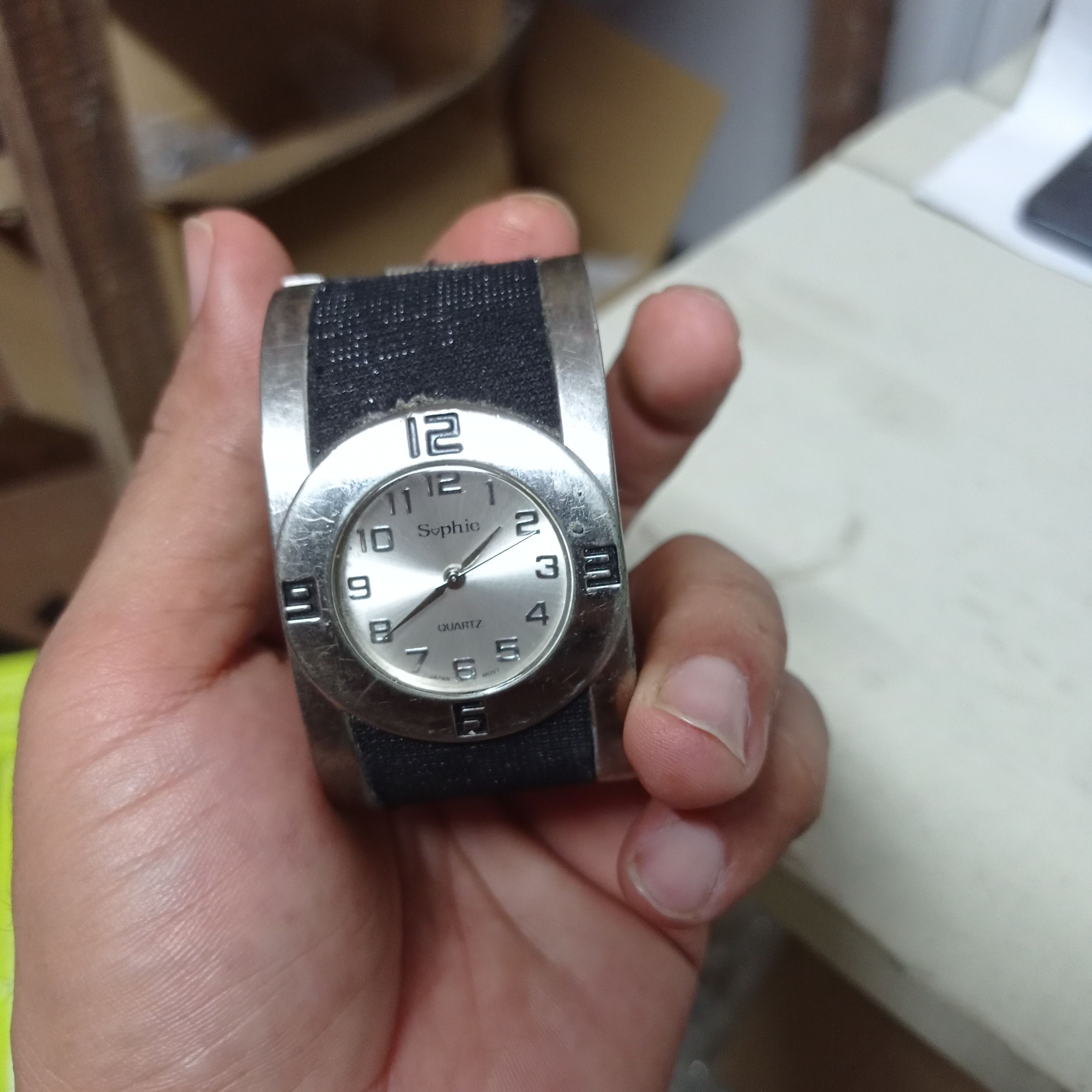 Japanese Brand Retro Punk Fashion Watch by SOPHIE QUARTZ JAPAN Size ONE SIZE - 3 Thumbnail