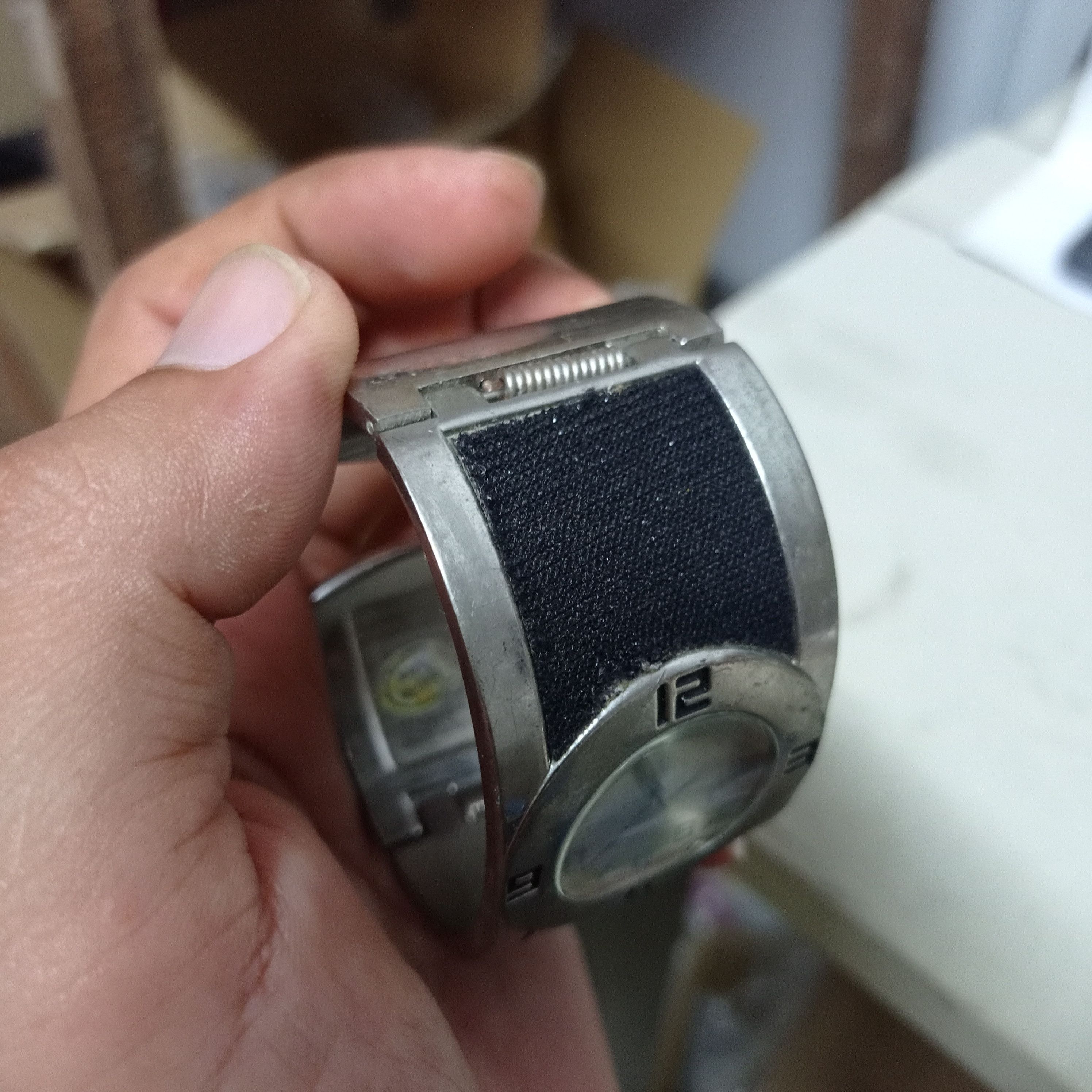 Japanese Brand Retro Punk Fashion Watch by SOPHIE QUARTZ JAPAN Size ONE SIZE - 10 Thumbnail