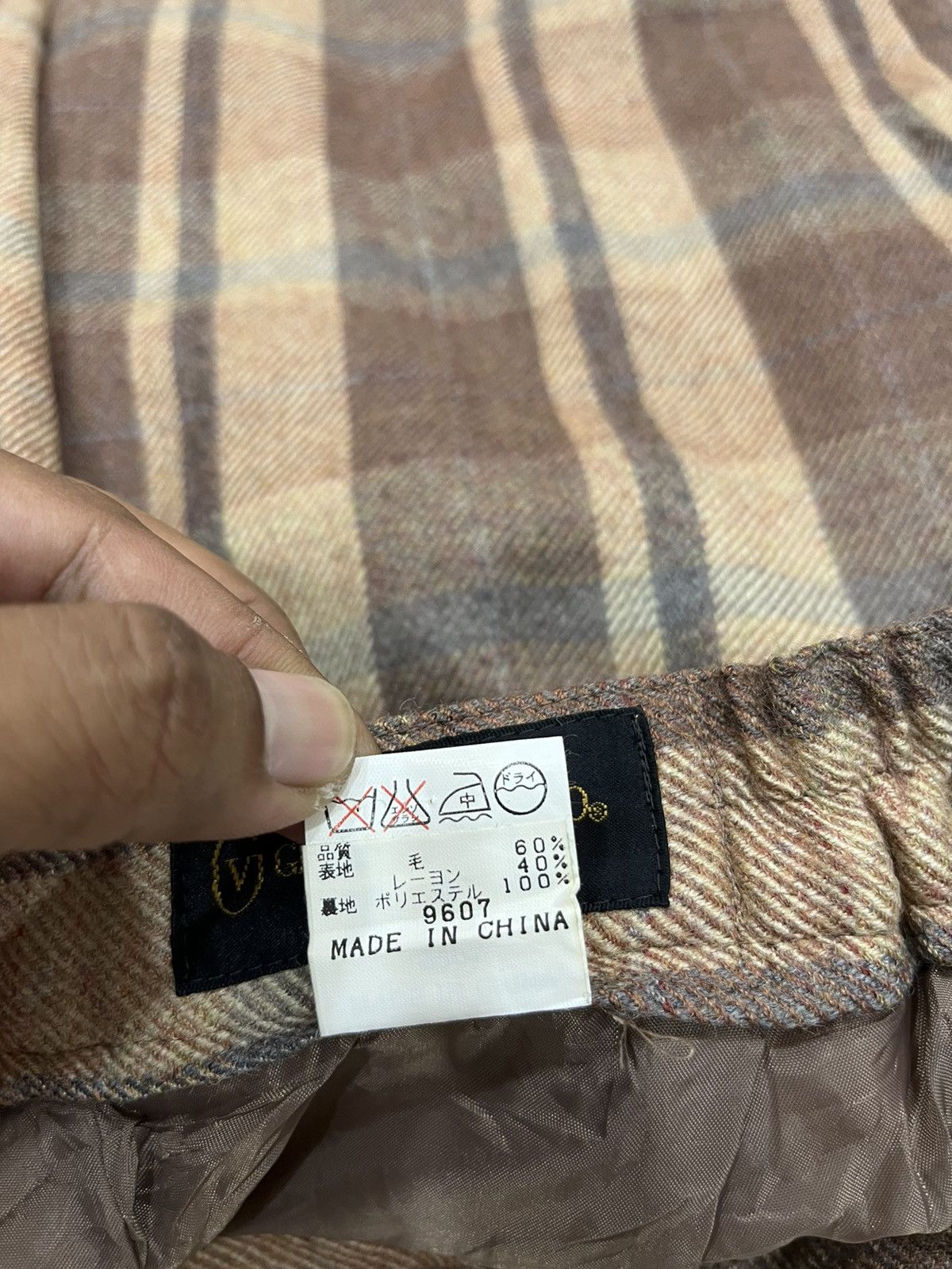 Gianni Valentino × Vintage V. VINTAGE GIANNI VALENTINO WOOL PANTS Size 28" / US 6 / IT 42 - 10 Thumbnail