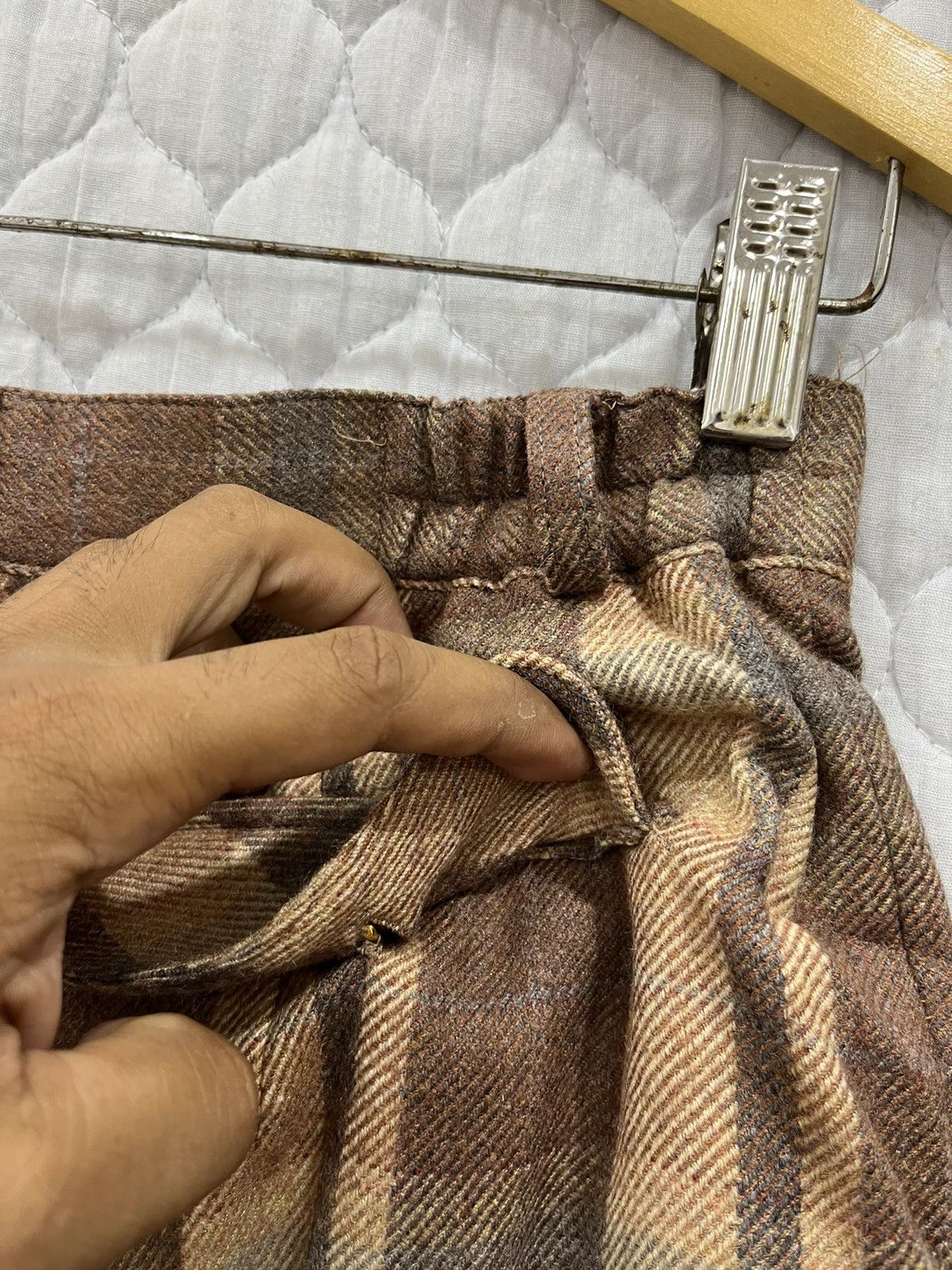 Gianni Valentino × Vintage V. VINTAGE GIANNI VALENTINO WOOL PANTS Size 28" / US 6 / IT 42 - 7 Thumbnail