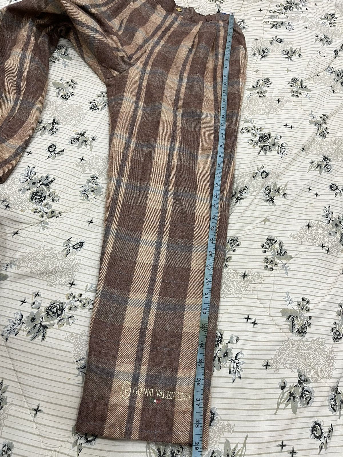 Gianni Valentino × Vintage V. VINTAGE GIANNI VALENTINO WOOL PANTS Size 28" / US 6 / IT 42 - 19 Thumbnail