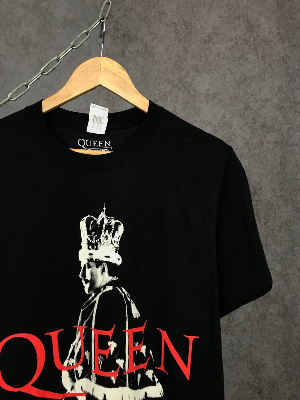 Band Tees Queen Freddy Mercury cult rock band tee Size US M / EU 48-50 / 2 - 2 Thumbnail