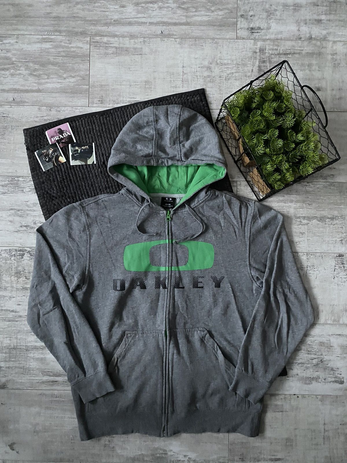 Oakley × Streetwear × Vintage 🧩 VINTAGE OAKLEY BIG LOGO Y2K ZIP-HOODIE ...