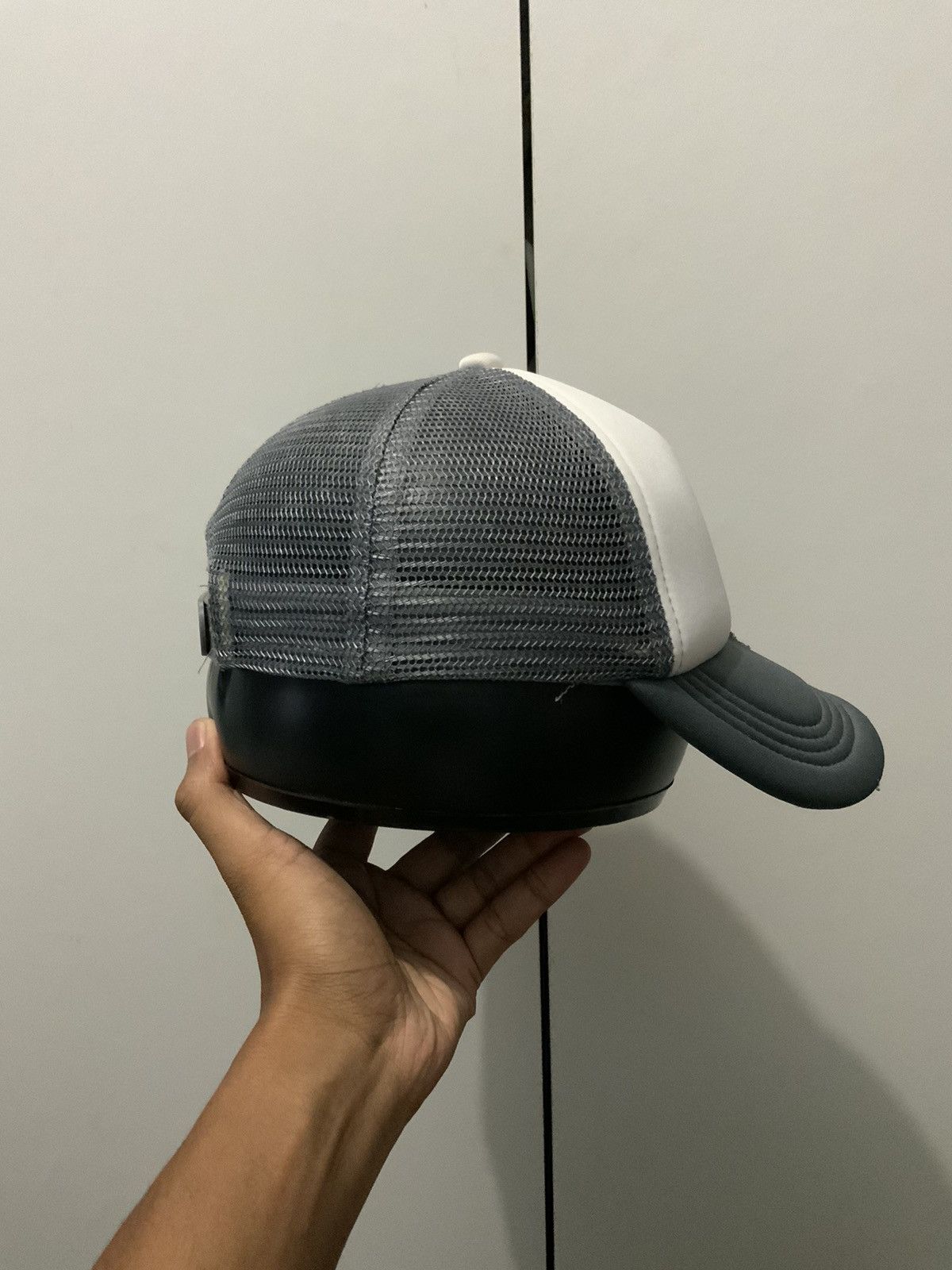 Japanese Brand Peace & Soul Cartoon Trucker Hat Size ONE SIZE - 5 Thumbnail