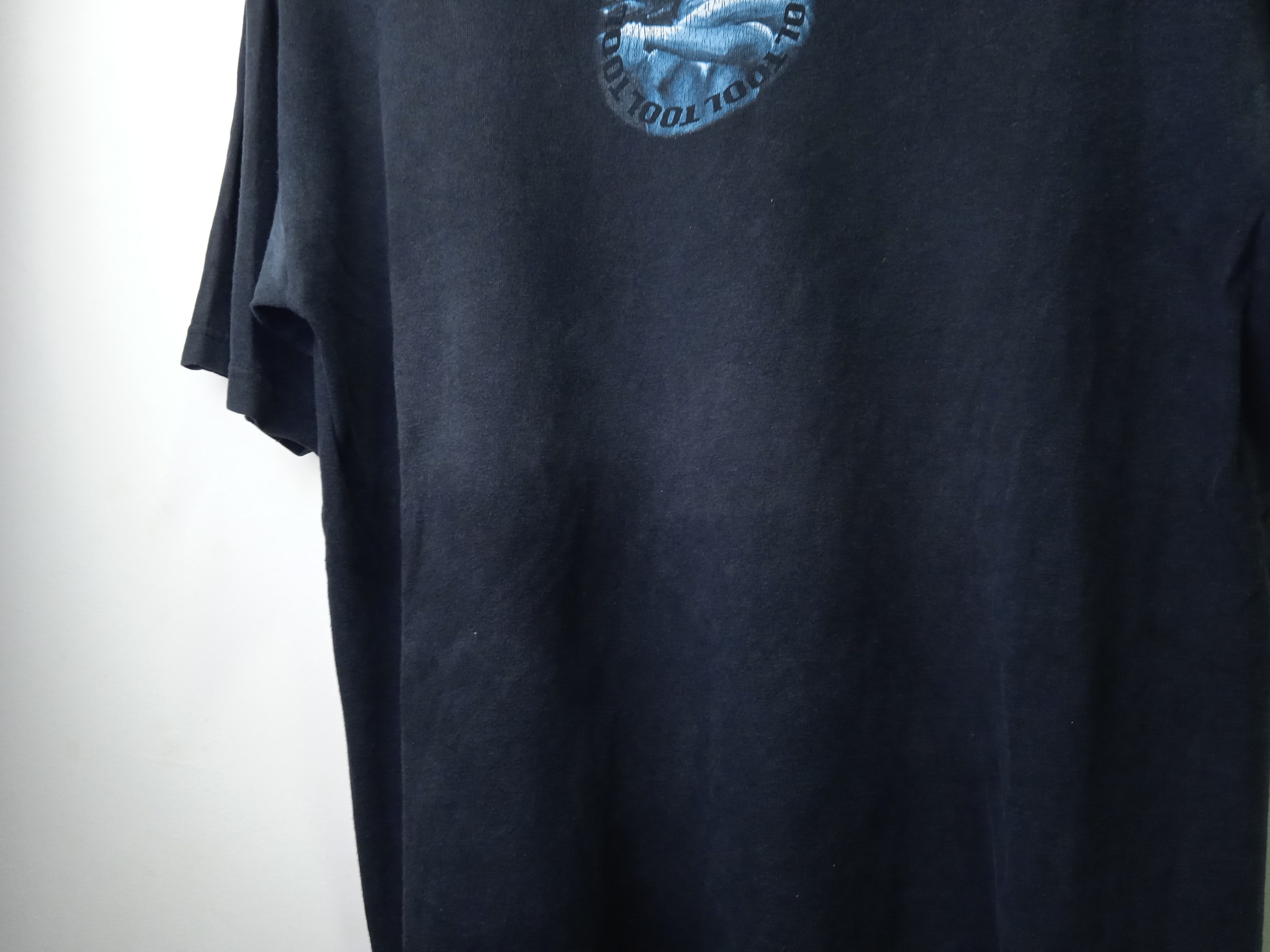 Vintage Vintage 90s Tool T-Shirt Size US M / EU 48-50 / 2 - 4 Thumbnail