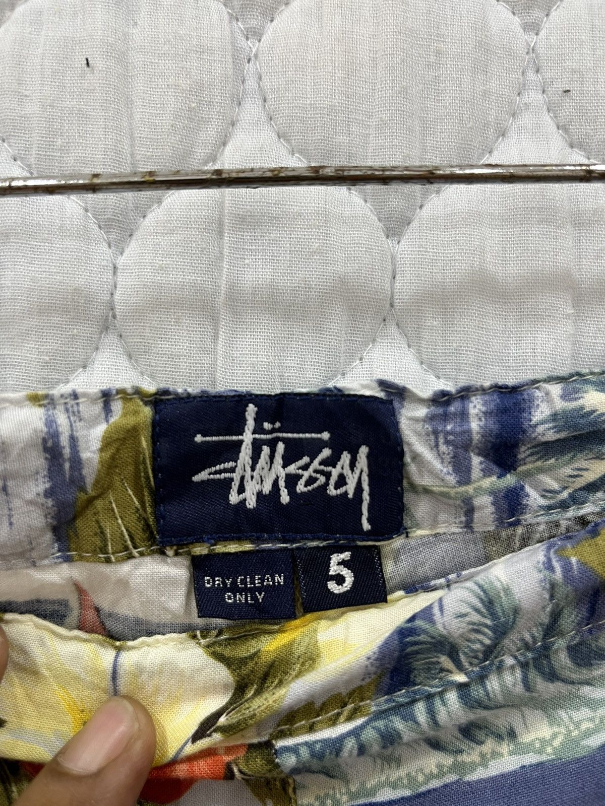 Stussy (Hh). STUSSY FLORAL SHORTS Size US 34 / EU 50 - 7 Thumbnail