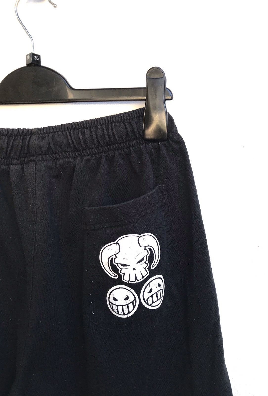 Japanese Brand × One Piece 🔥One Piece Short Pants Size US 26 / EU 42 - 5 Thumbnail