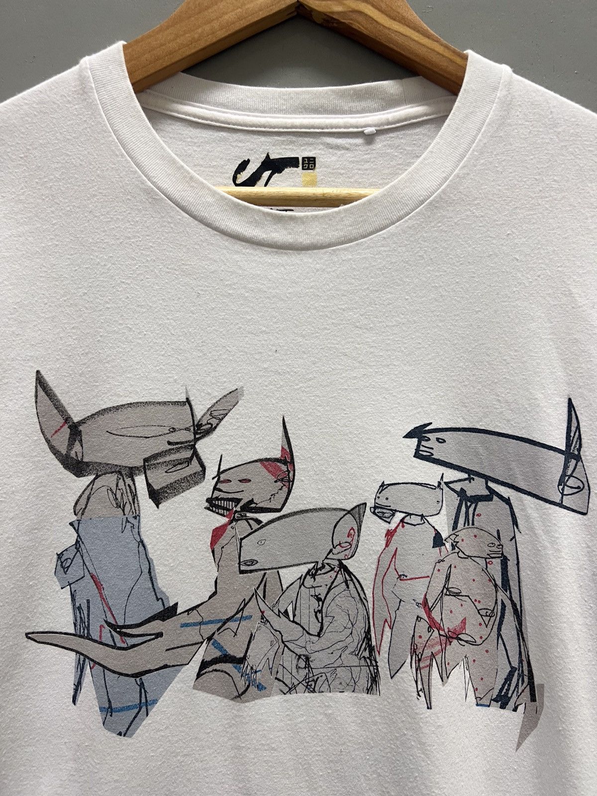 Futura × Uniqlo Futura x Uniqlo Unkle Tee Streetwear Size L Size US L / EU 52-54 / 3 - 5 Thumbnail