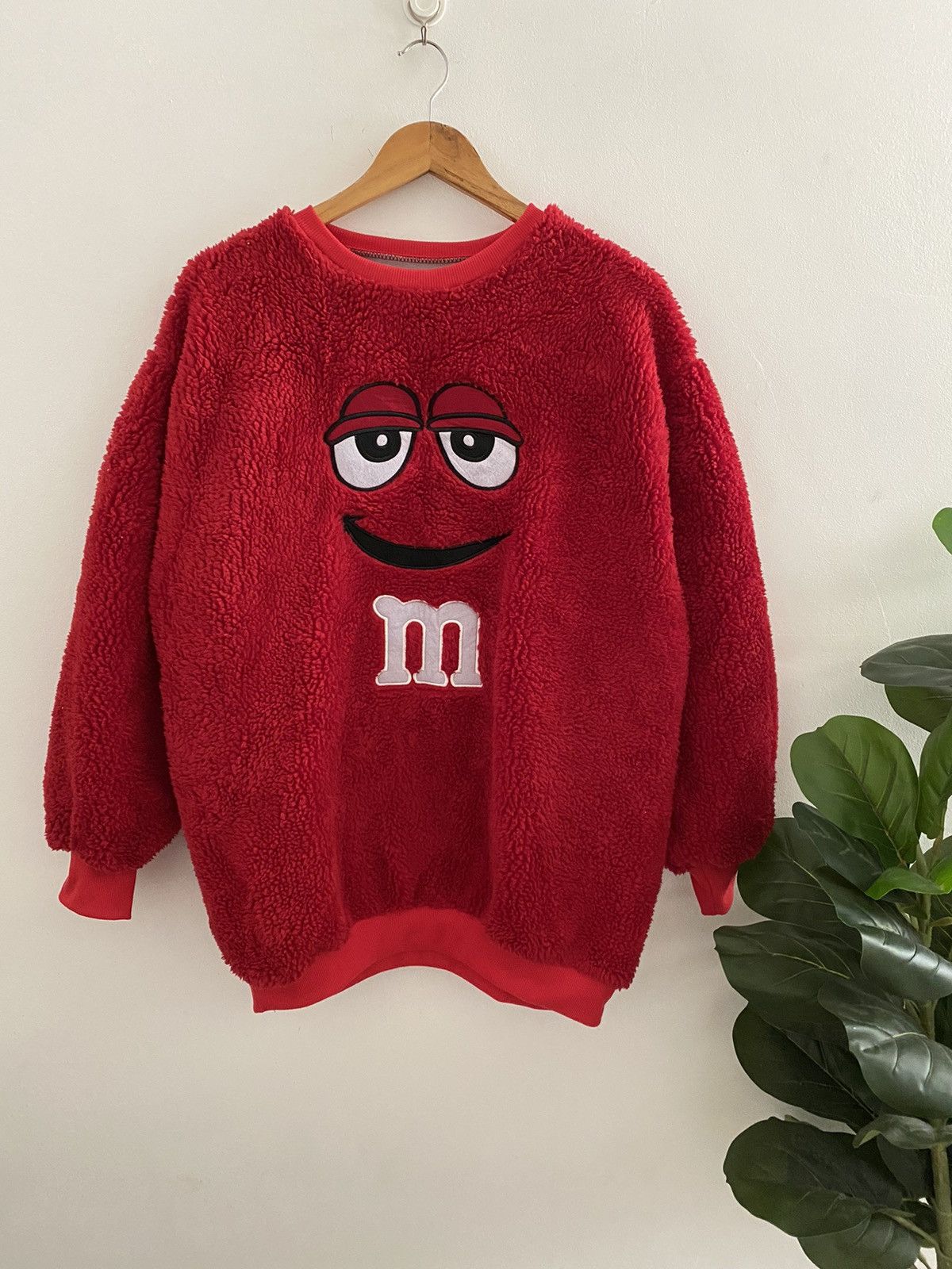 Vintage M&Ms Swearshirt big logo embroidery mandms design fur style Size US L / EU 52-54 / 3 - 3 Thumbnail