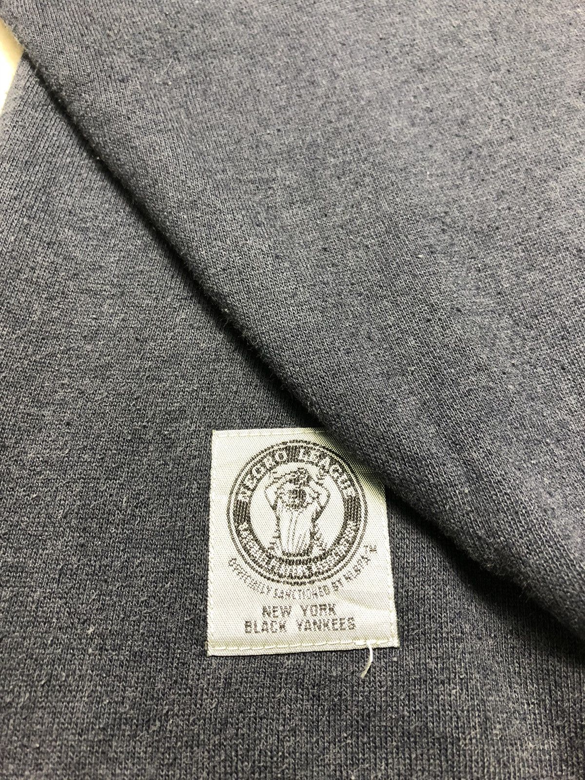 Authentic Negro Leagues × New York Yankees × Vintage Vintage Black New York Yankees Embroidery Crewneck Sweatshir Size US M / EU 48-50 / 2 - 4 Thumbnail