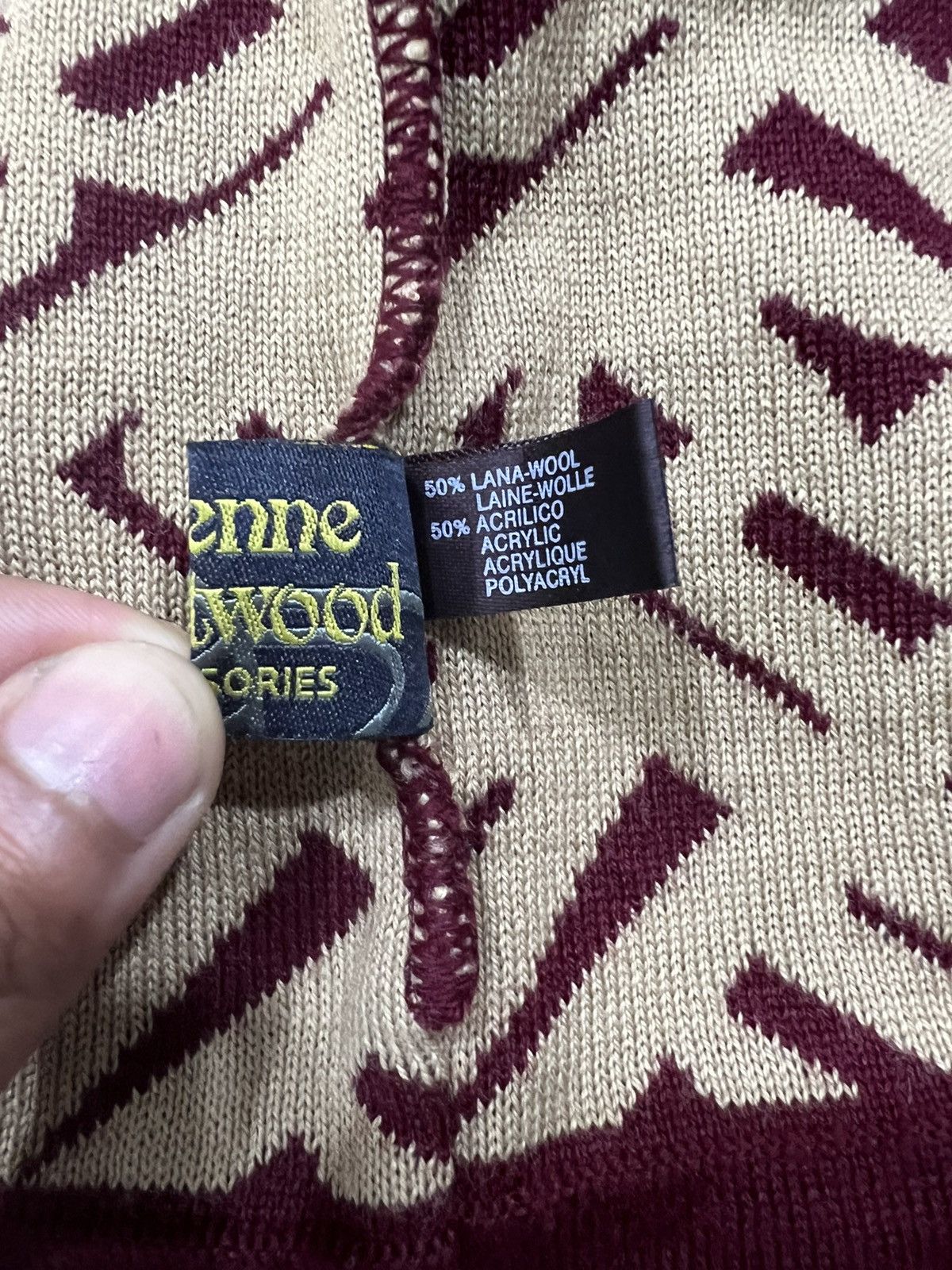 Vivienne Westwood GRAIL🔥OG Vivienne Westwood 🇮🇹 Orb Logo Overprinted Beanie Size ONE SIZE - 7 Thumbnail