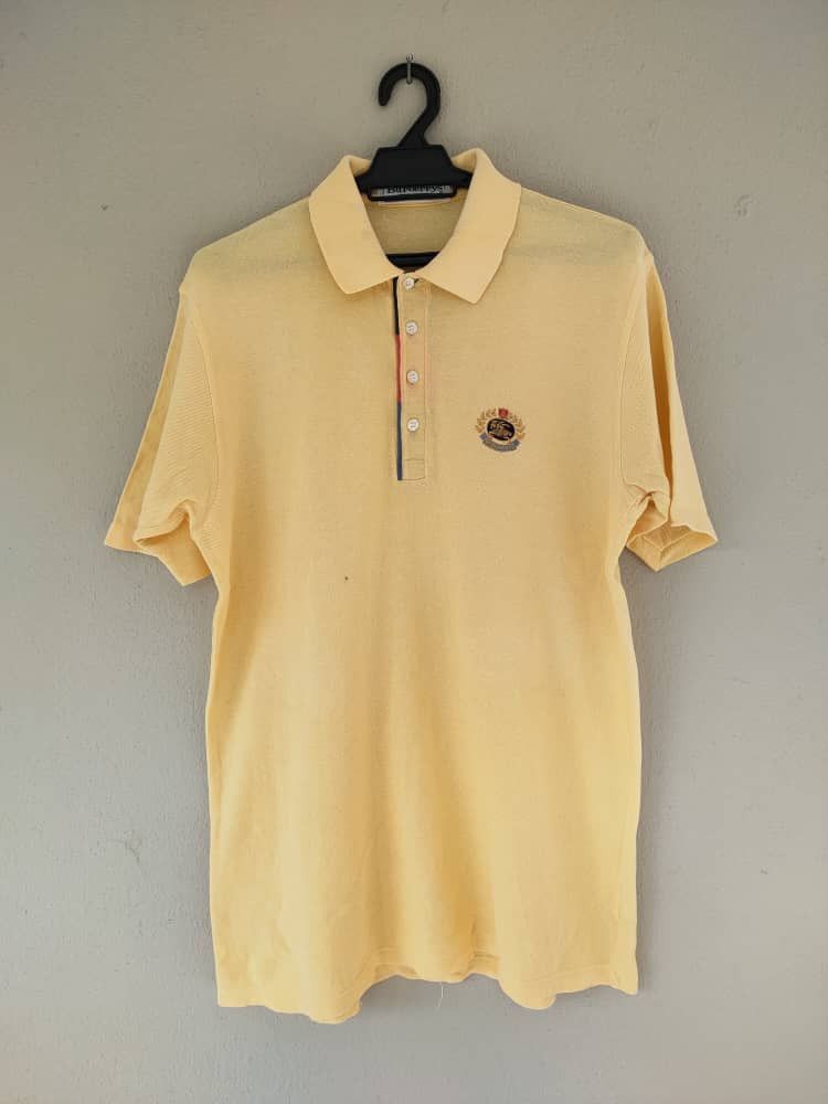 Burberry Vintage Burberry Logo Polo T Size US M / EU 48-50 / 2 - 1 Thumbnail
