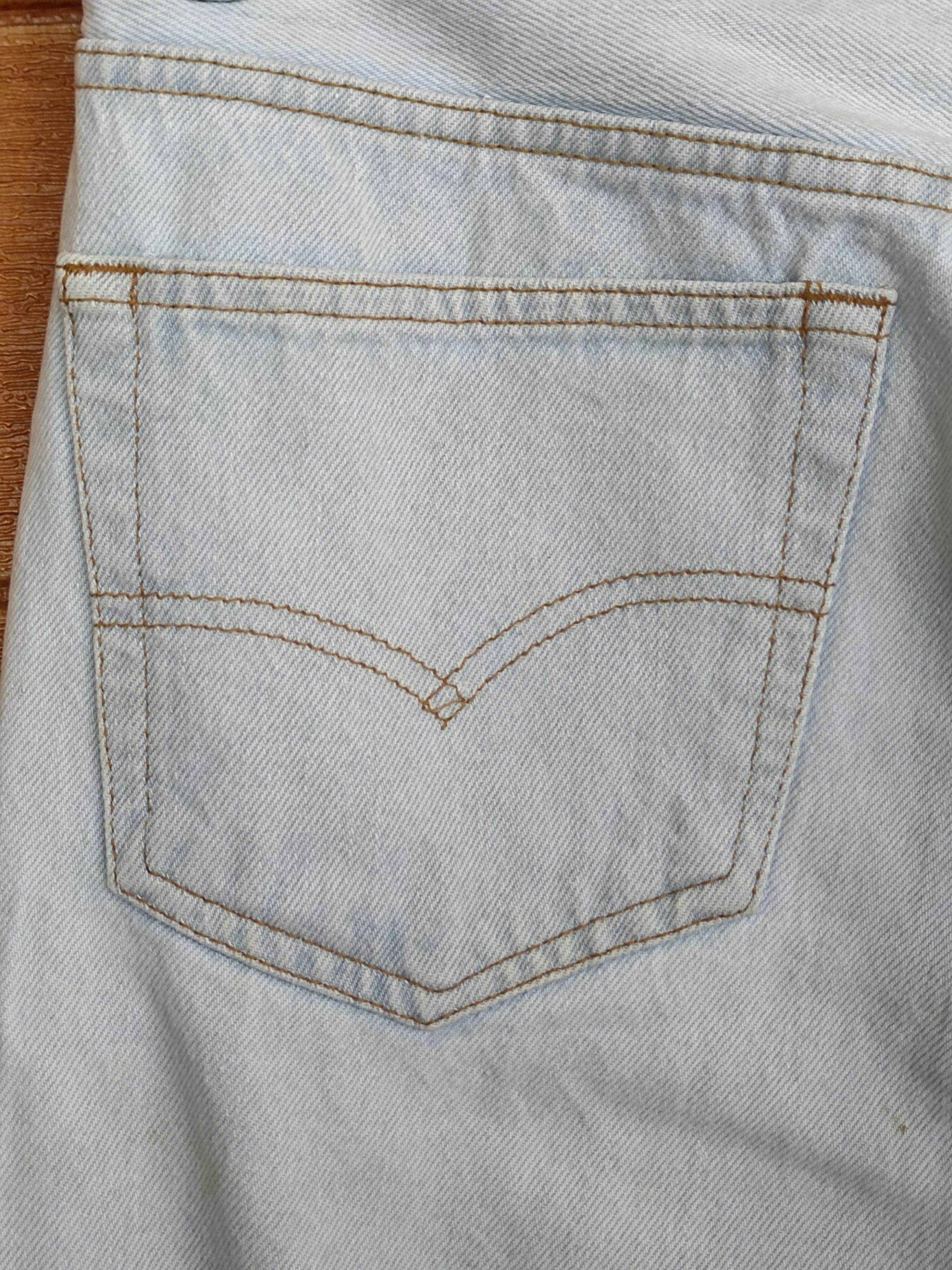 Levi's Vintage 90s Levi's 501xx Made In Usa Light Wash Denim Jeans Size US 30 / EU 46 - 12 Thumbnail