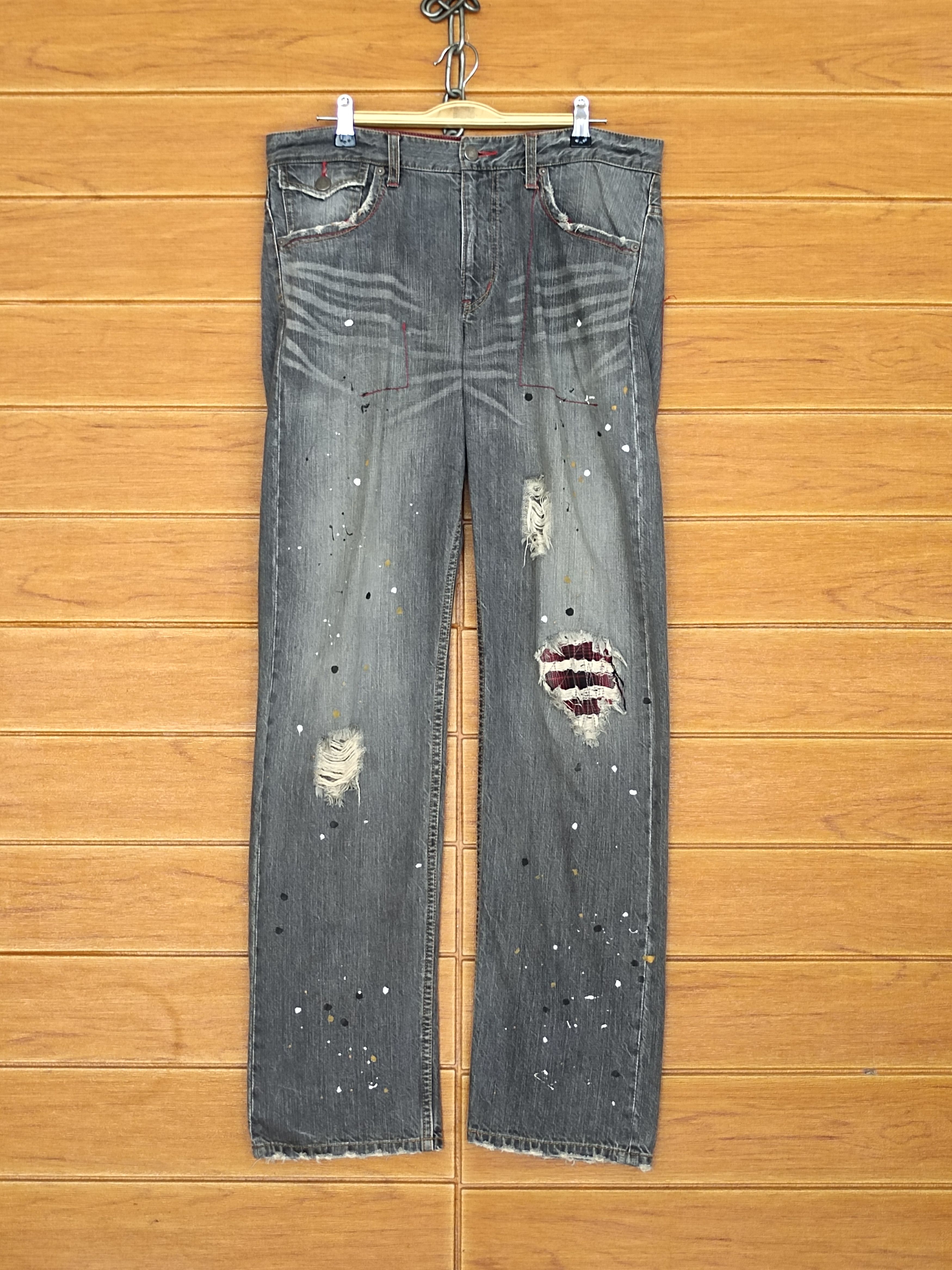 Hysteric Glamour Vintage RATTLE TRAP Painted Splash Distressed Denim Jeans Size US 34 / EU 50 - 2 Thumbnail
